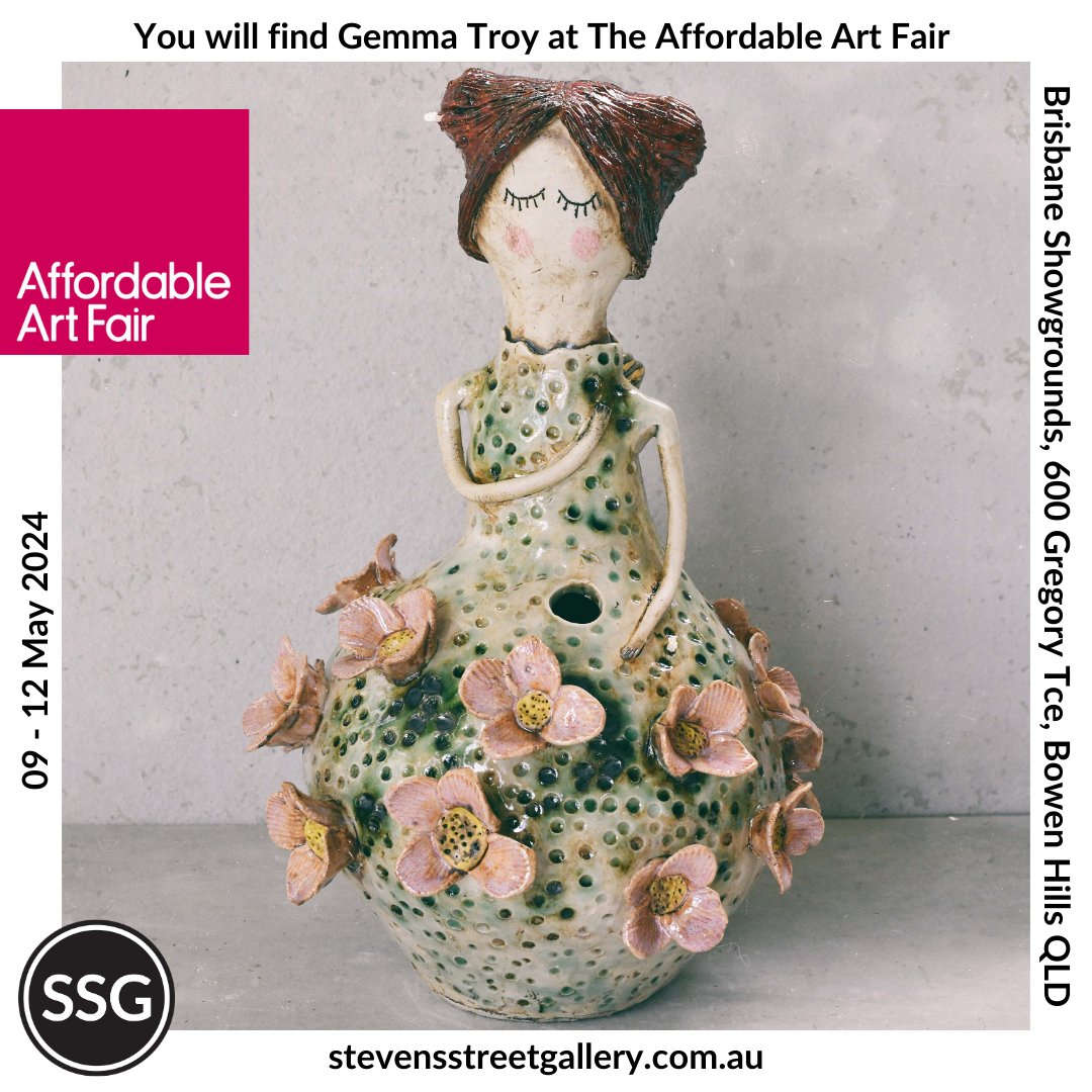 Visitors to the Affordable Art Fair have the chance to own one of Gemma Troy's incredible fairy creations! 🧚&zwj;♀️These enchanting pieces are among the highlights of our gallery, captivating visitors with their whimsical charm and spreading joy and