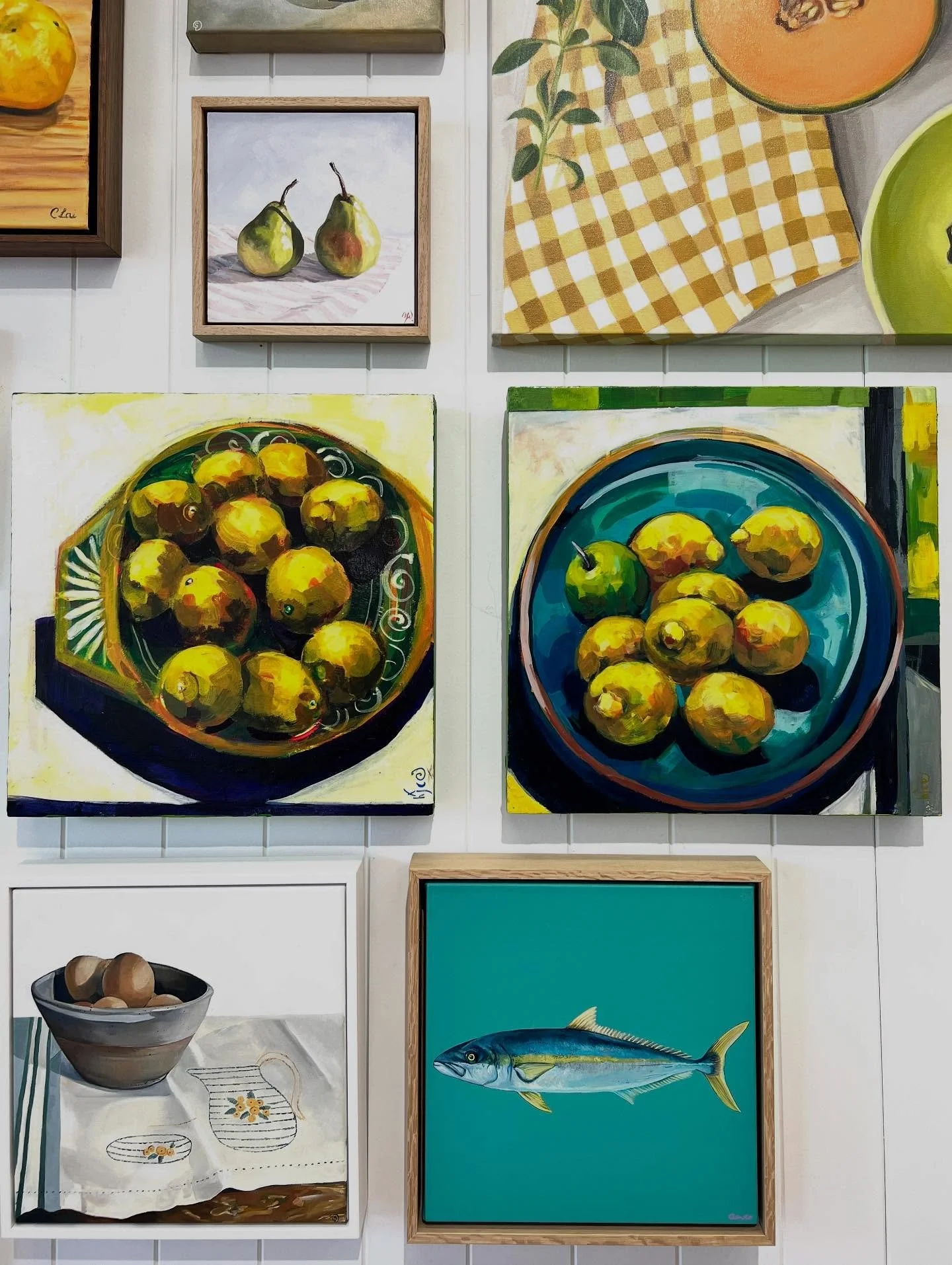 When life gives you lemons&hellip;. buy a lemon painting! Retail therapy at its best 🍋

#stilllifeart #lemonpainting #fruitstilllife #kitchenart #lifegivesyoulemons #originalartwork #affordableart #gift #buyart #australianart