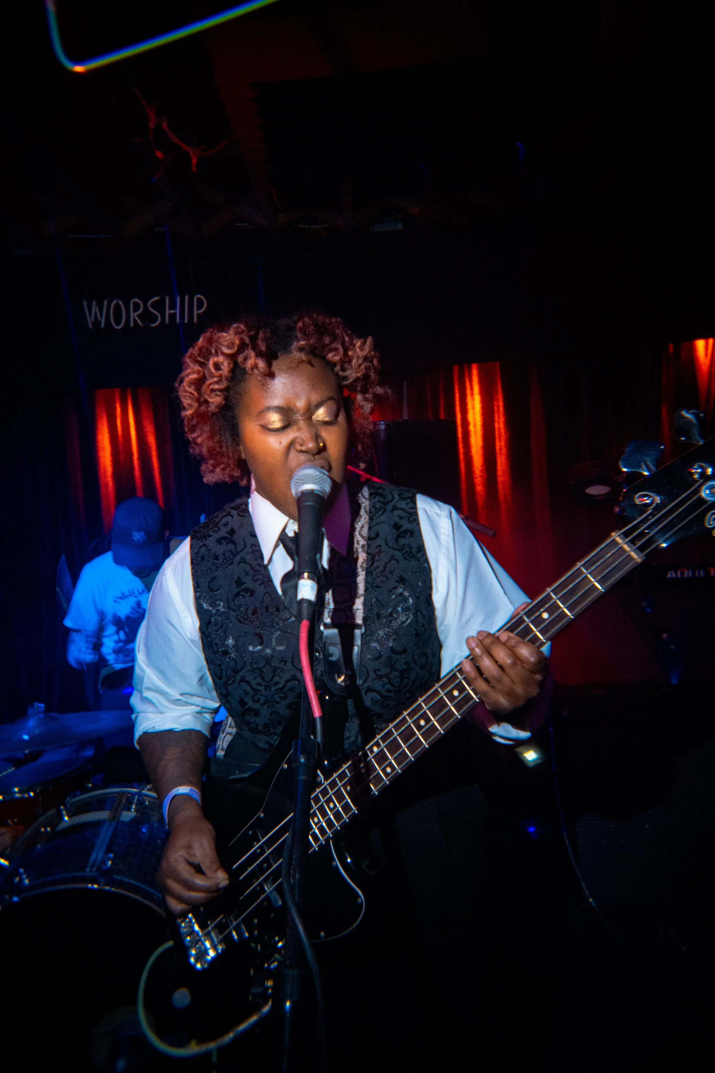 25 12 H2D NYE 2025 w ADULT 082 4K.jpg