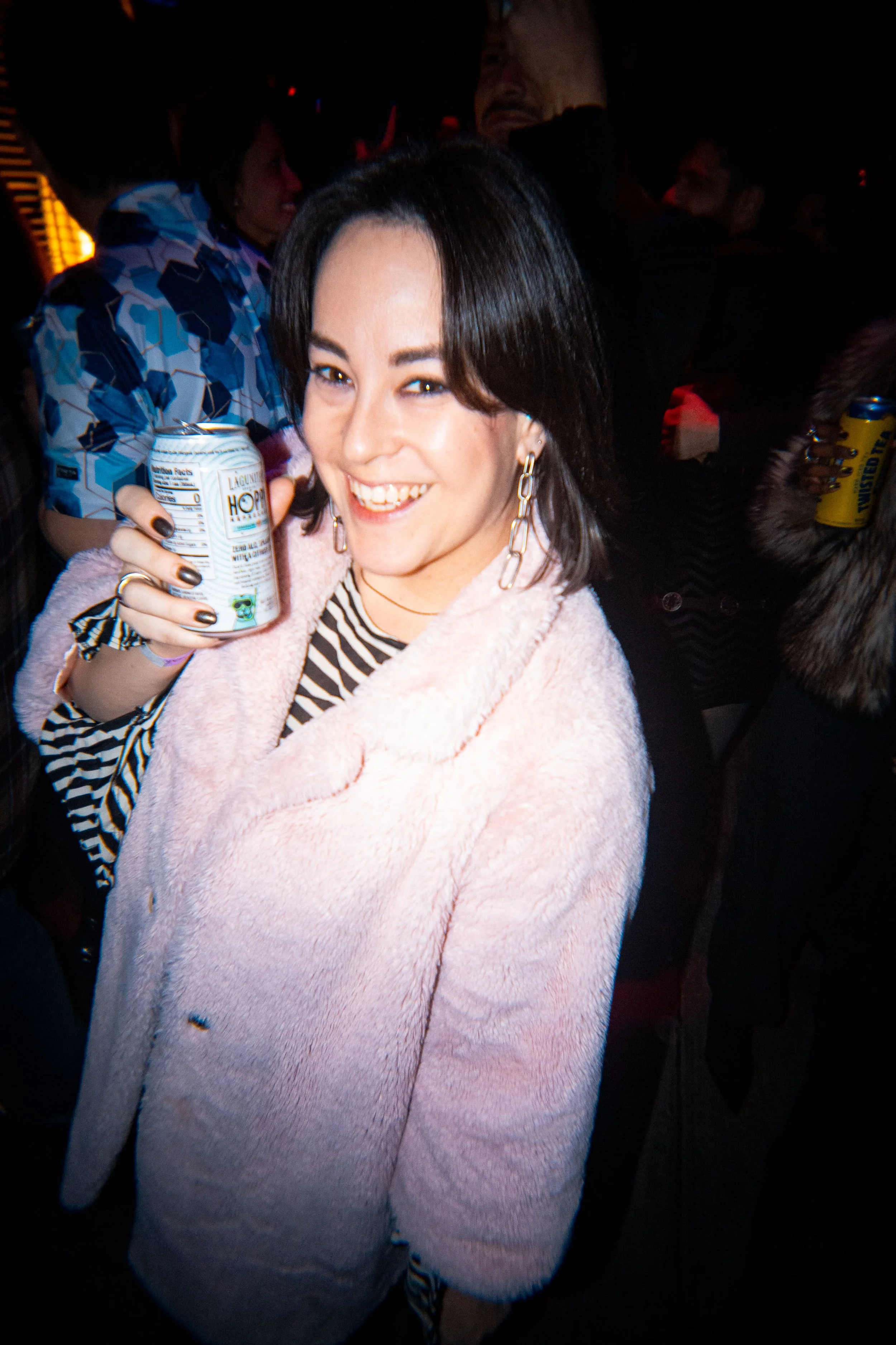 25 12 H2D NYE 2025 w ADULT 361 4K.jpg