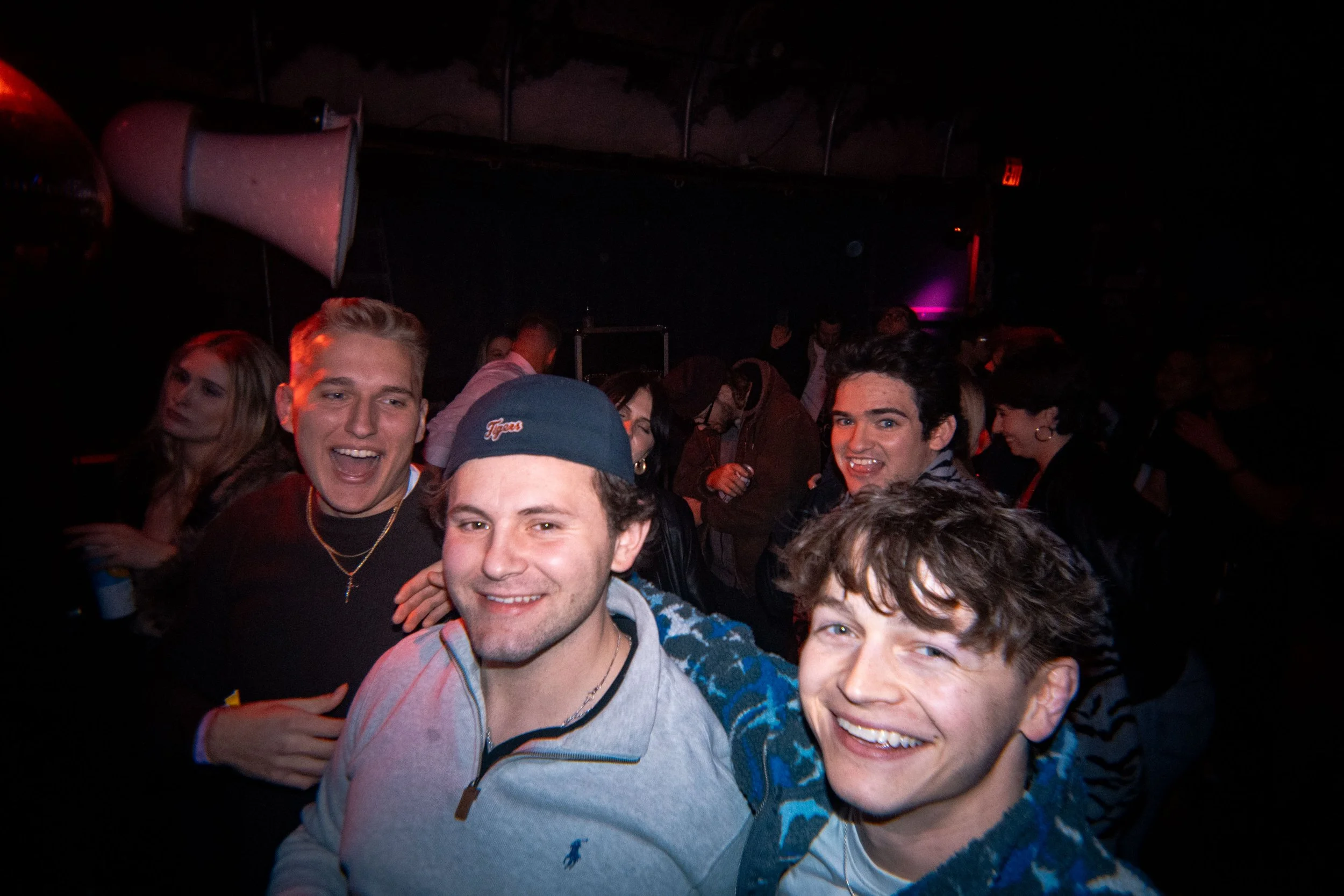 25 12 H2D NYE 2025 w ADULT 348 4K.jpg