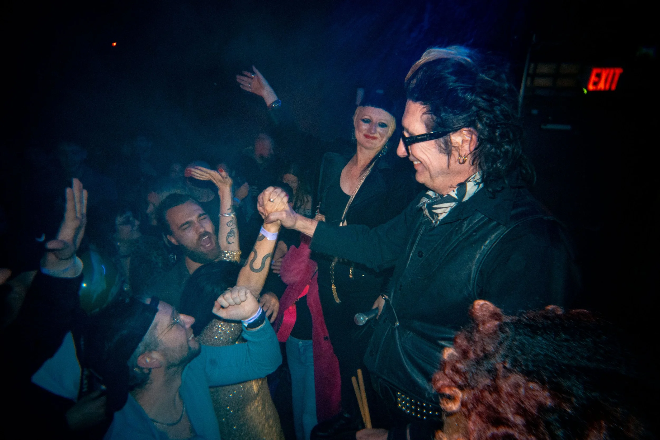 25 12 H2D NYE 2025 w ADULT 226 4K.jpg