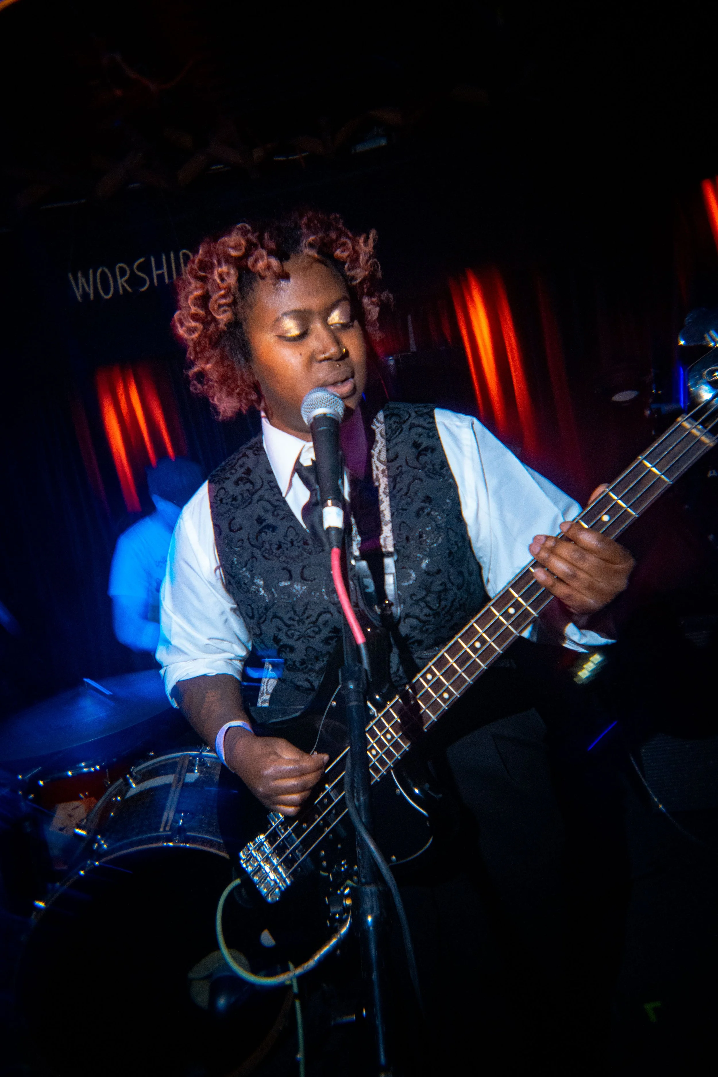 25 12 H2D NYE 2025 w ADULT 083 4K.jpg