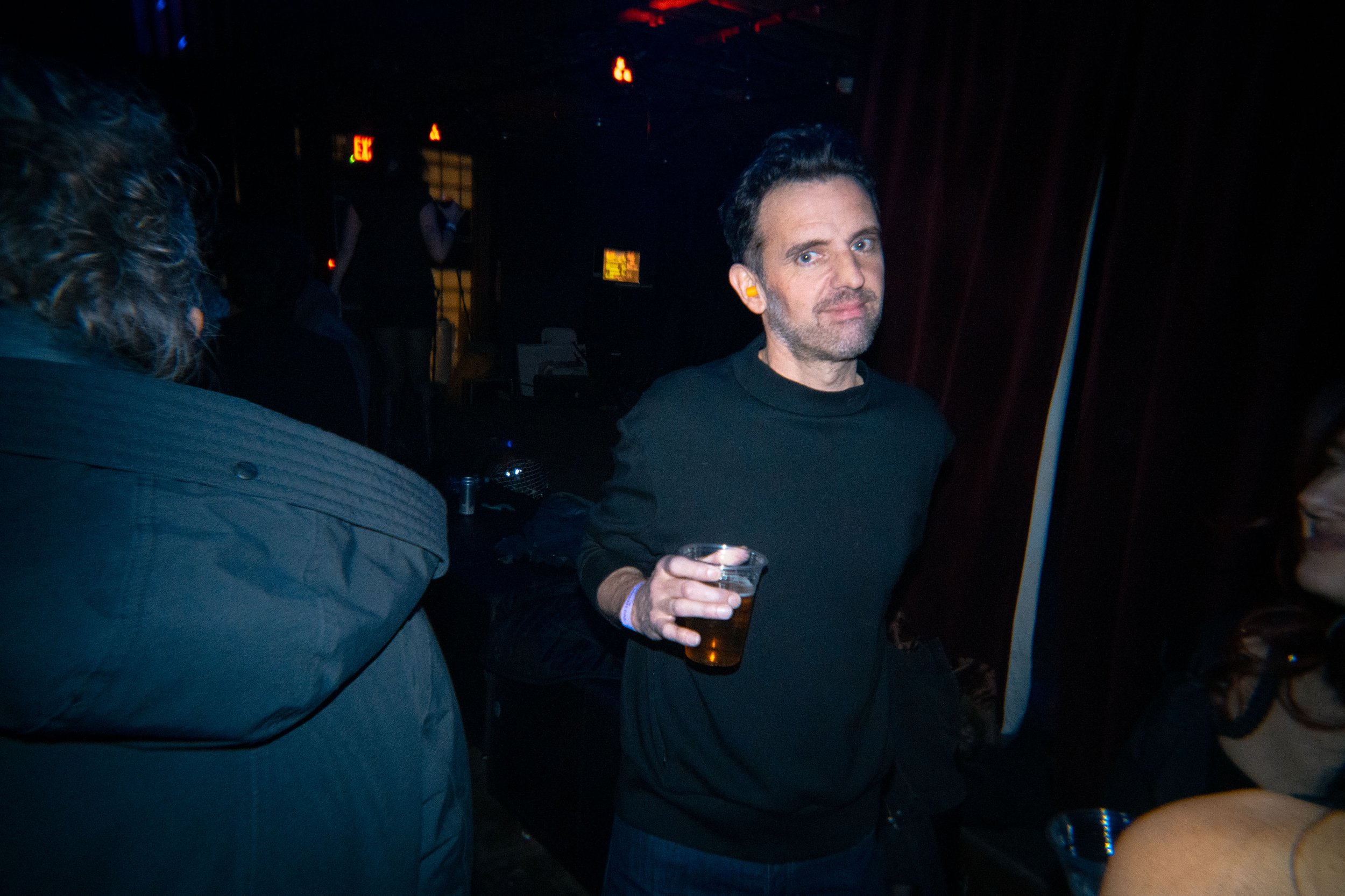 25 12 H2D NYE 2025 w ADULT 489 4K.jpg