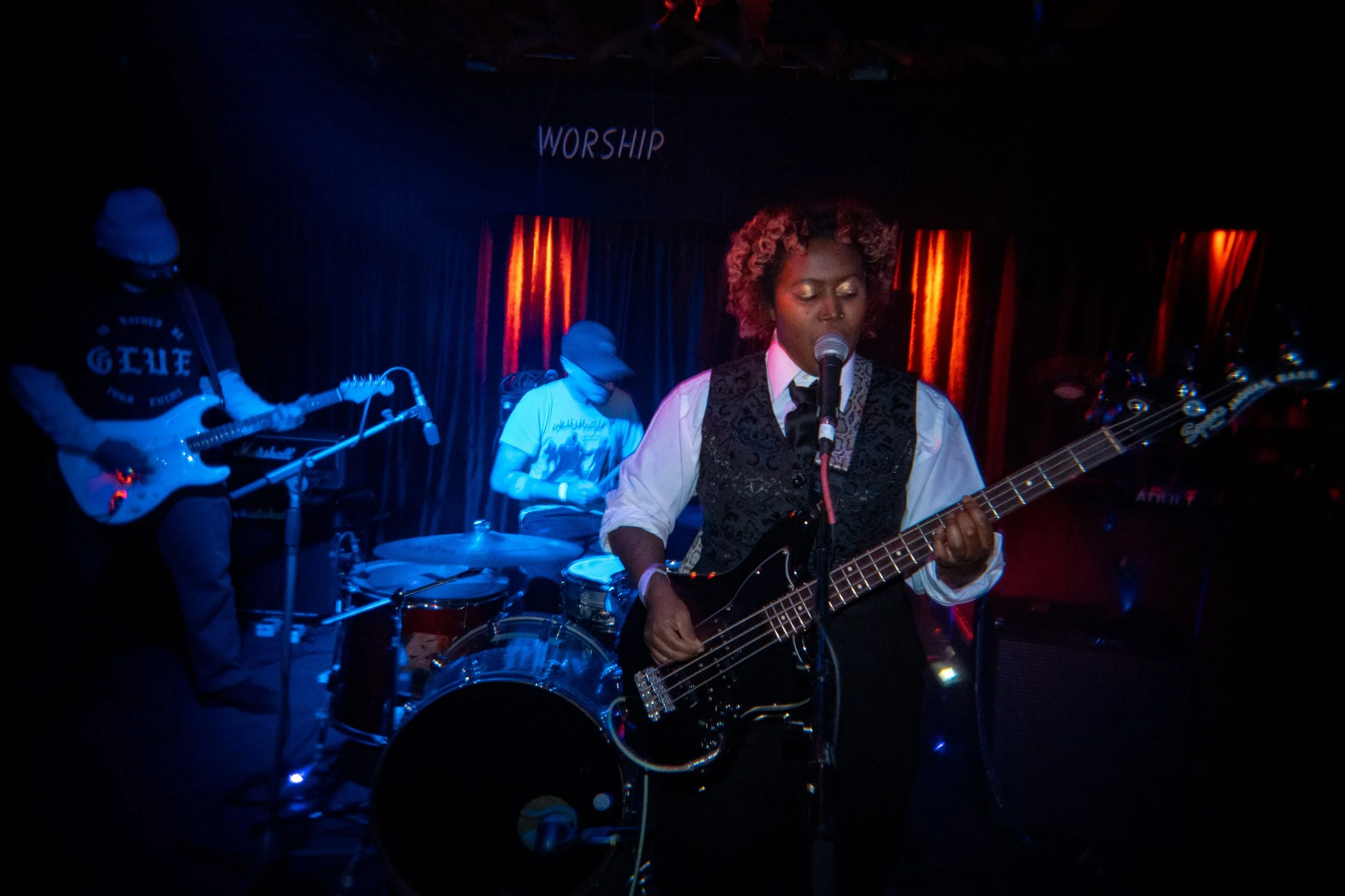 25 12 H2D NYE 2025 w ADULT 026 4K.jpg