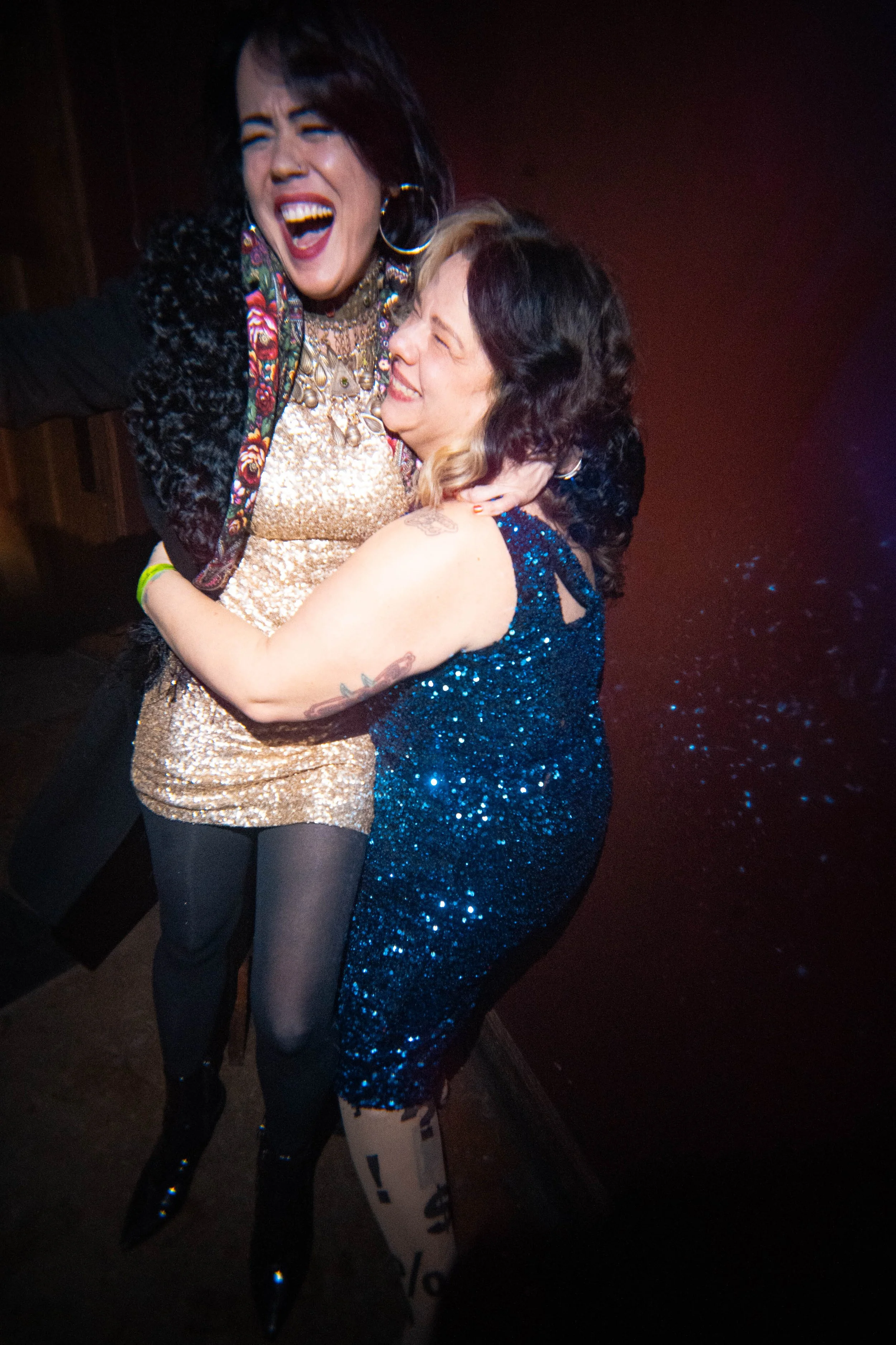 25 12 H2D NYE 2025 w ADULT 257 4K.jpg