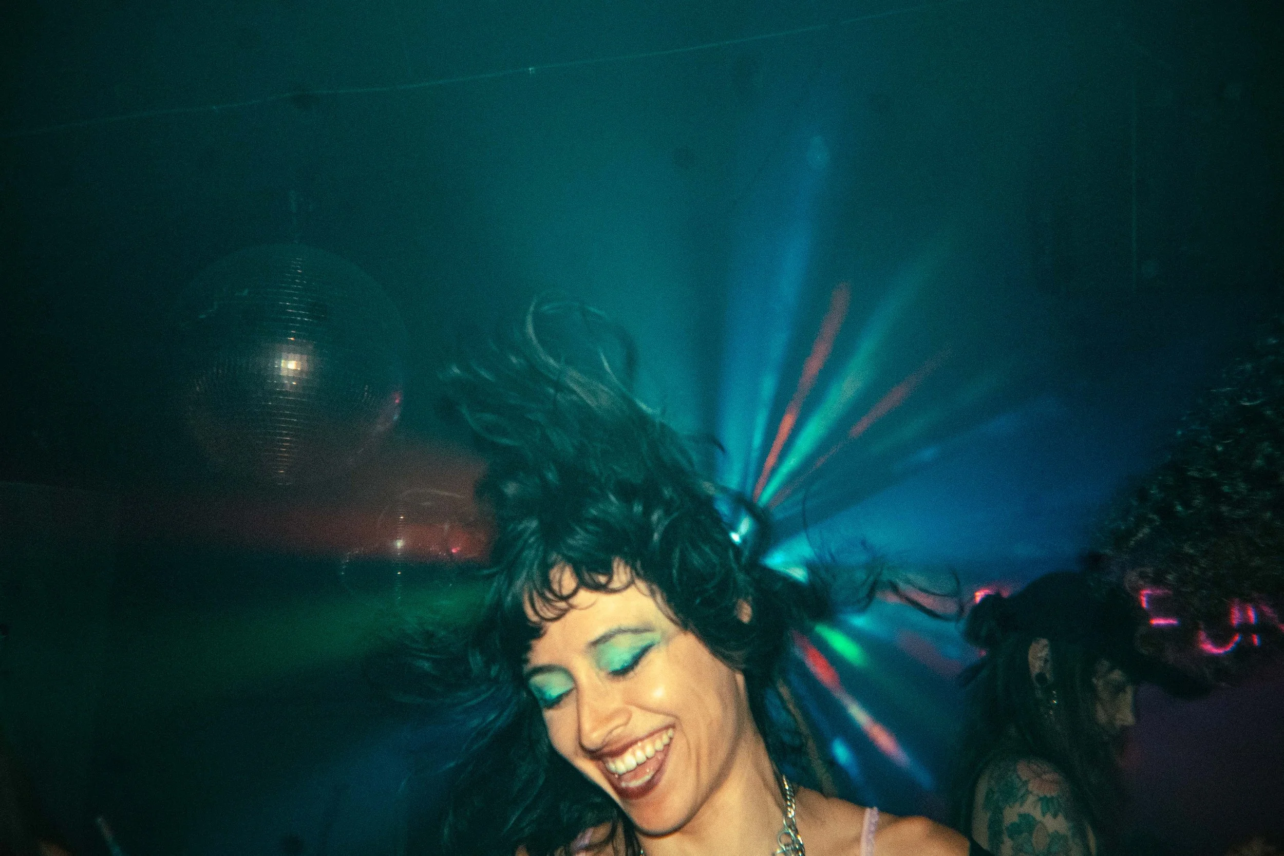 26 08 H2D X BIG FUN FIRST PARTY PARIS BAR 004-189.jpg