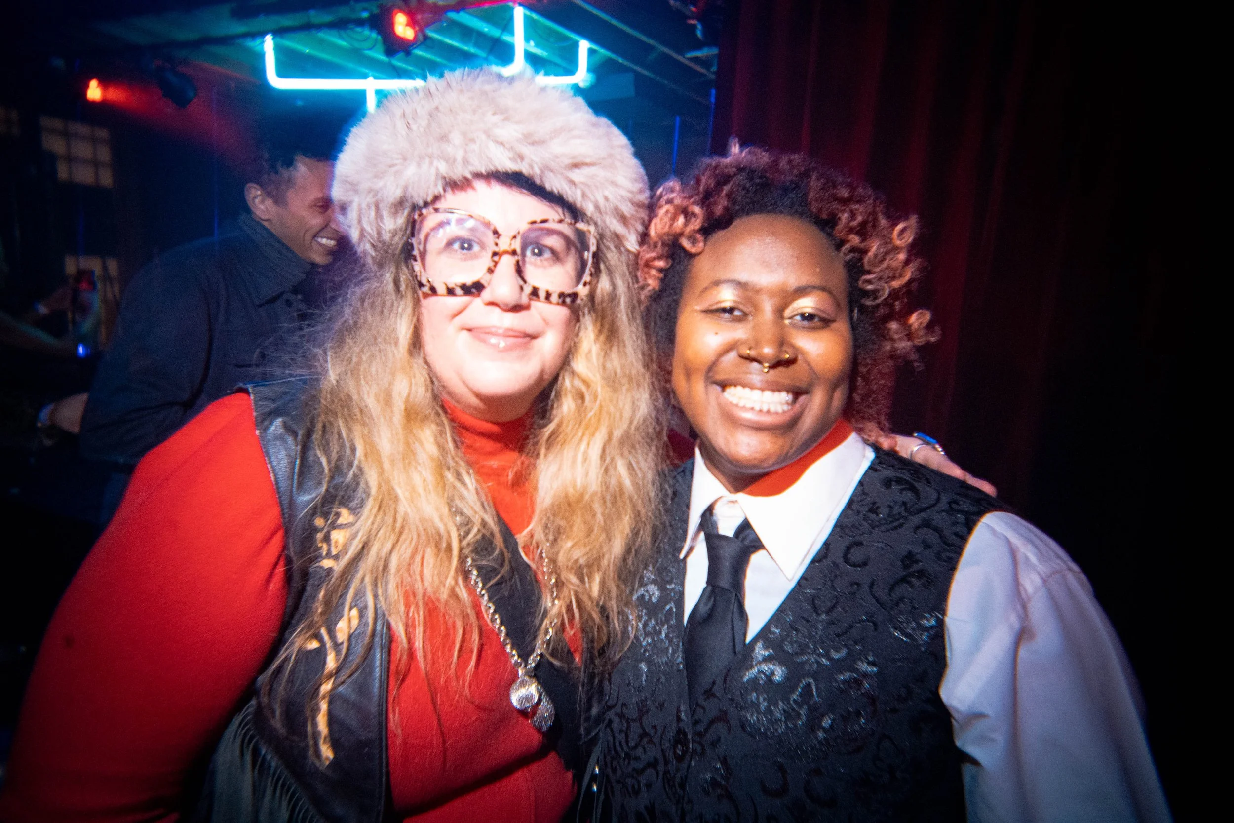 25 12 H2D NYE 2025 w ADULT 261 4K.jpg