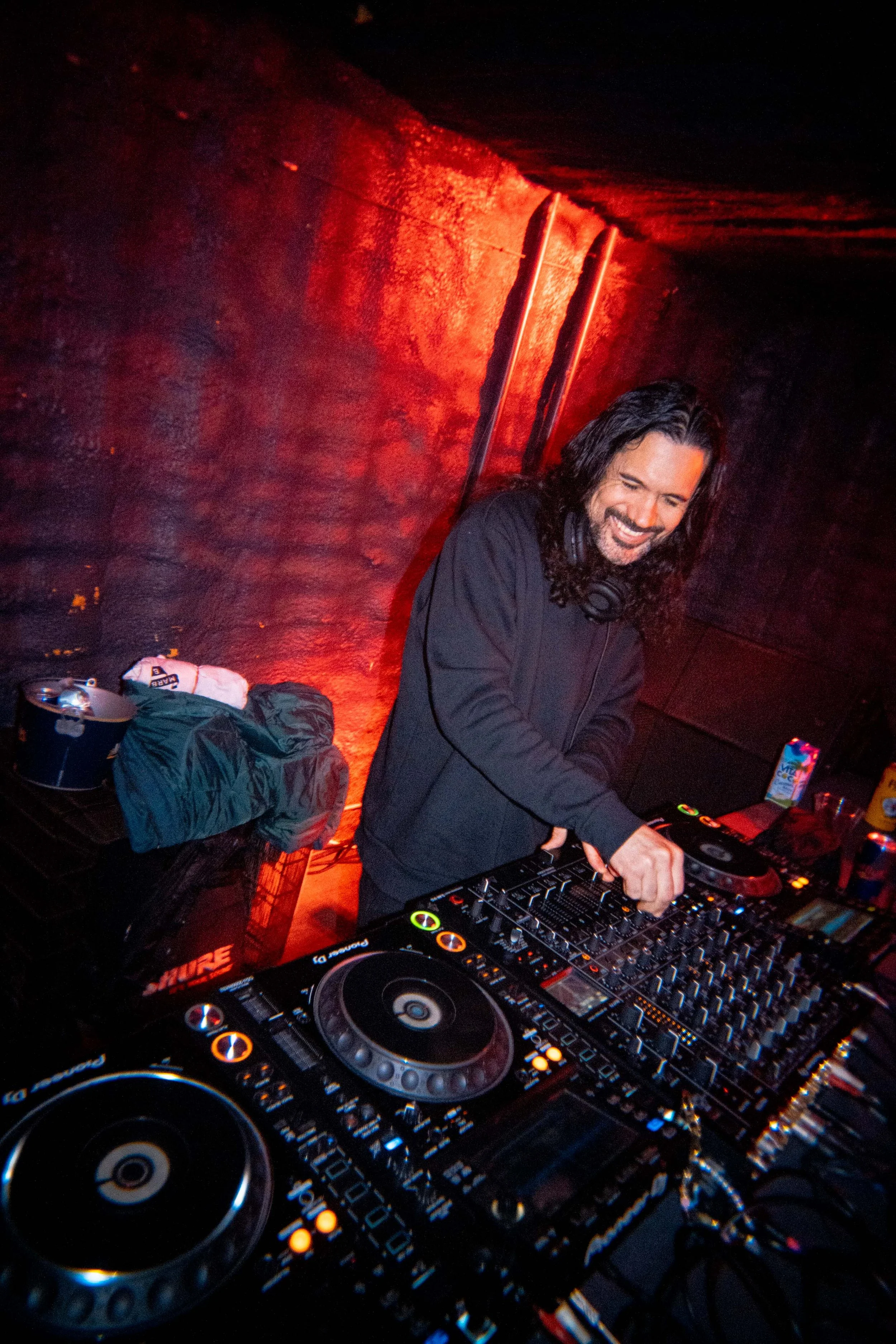 25 12 H2D NYE 2025 w ADULT 345 4K.jpg