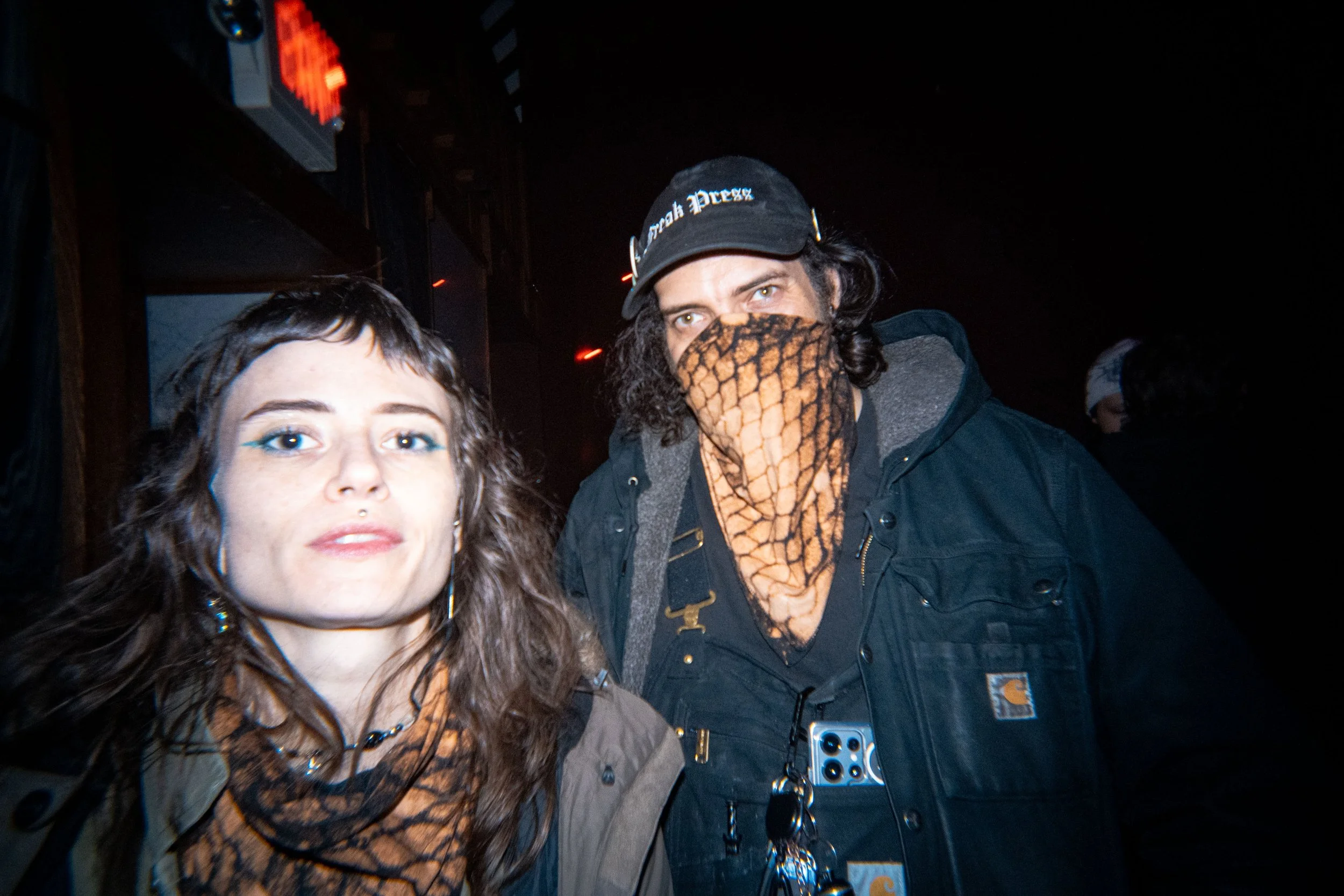 25 12 H2D NYE 2025 w ADULT 485 4K.jpg