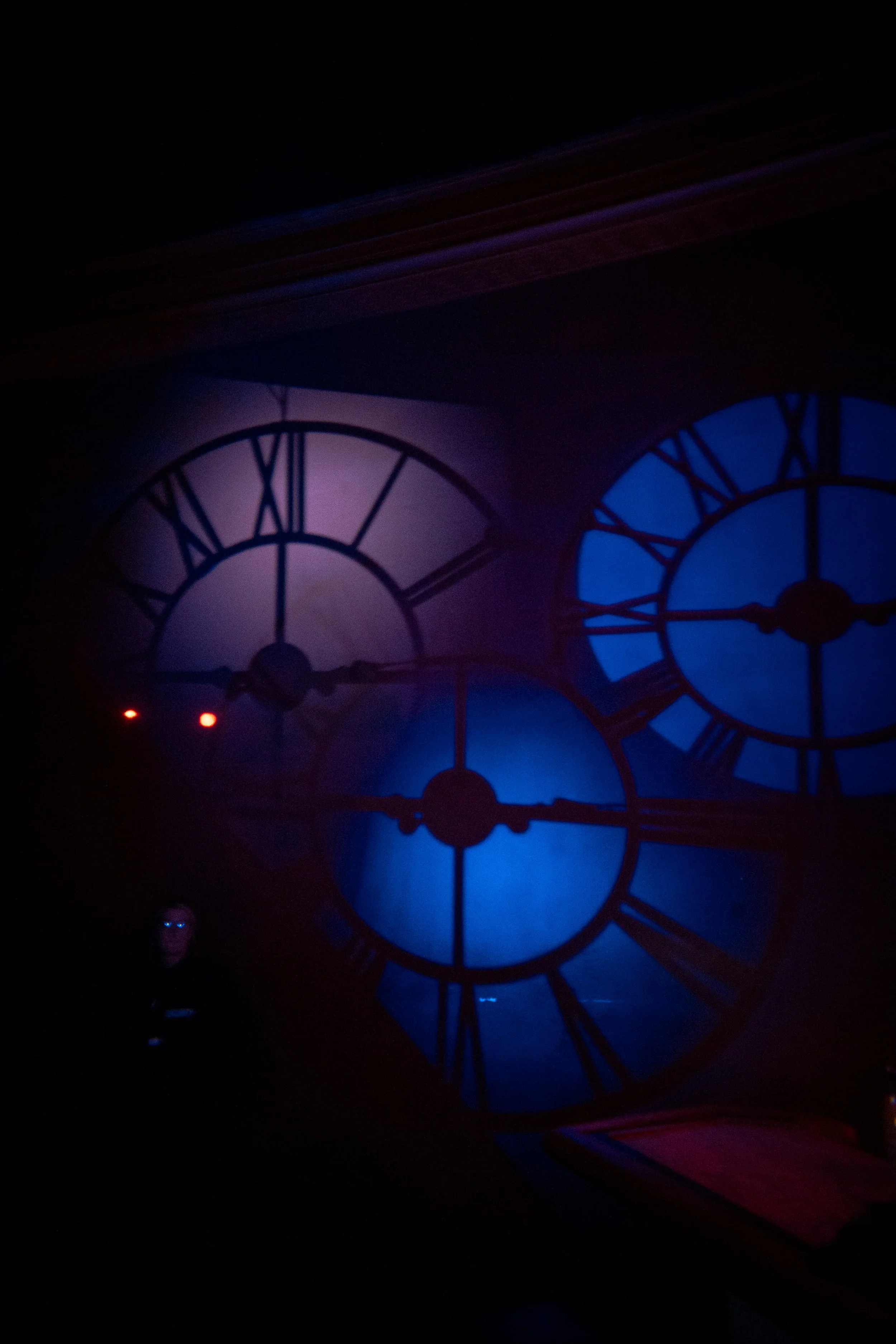 25 12 H2D NYE 2025 w ADULT 023 4K.jpg