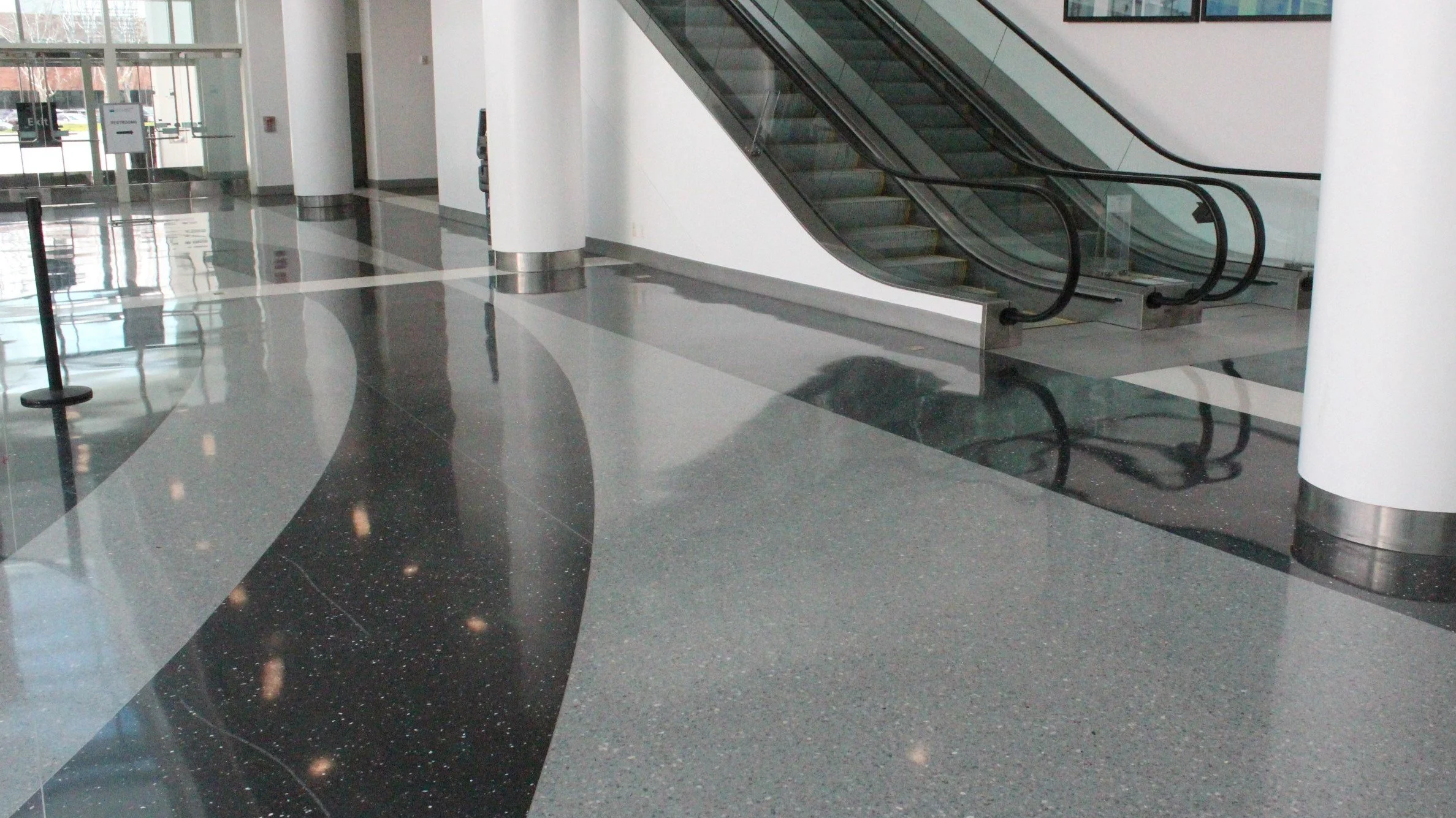 Picture of polished floors in the Ontario Convention Center.
