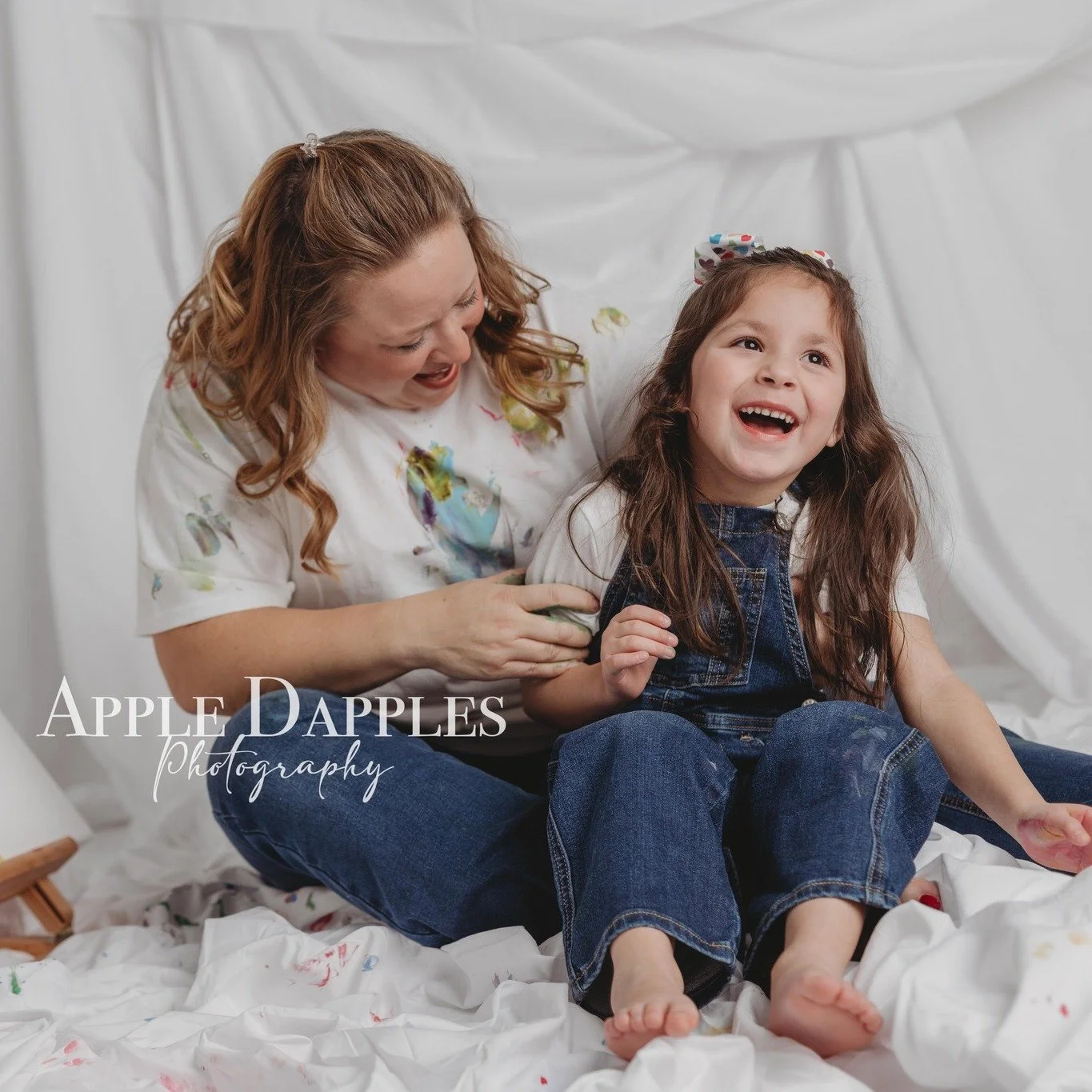 AWE I can still hear her giggles!!! 

JUST two sessions left ; https://www.appledapples.com/online-booking/p/mommy-and-me-painting