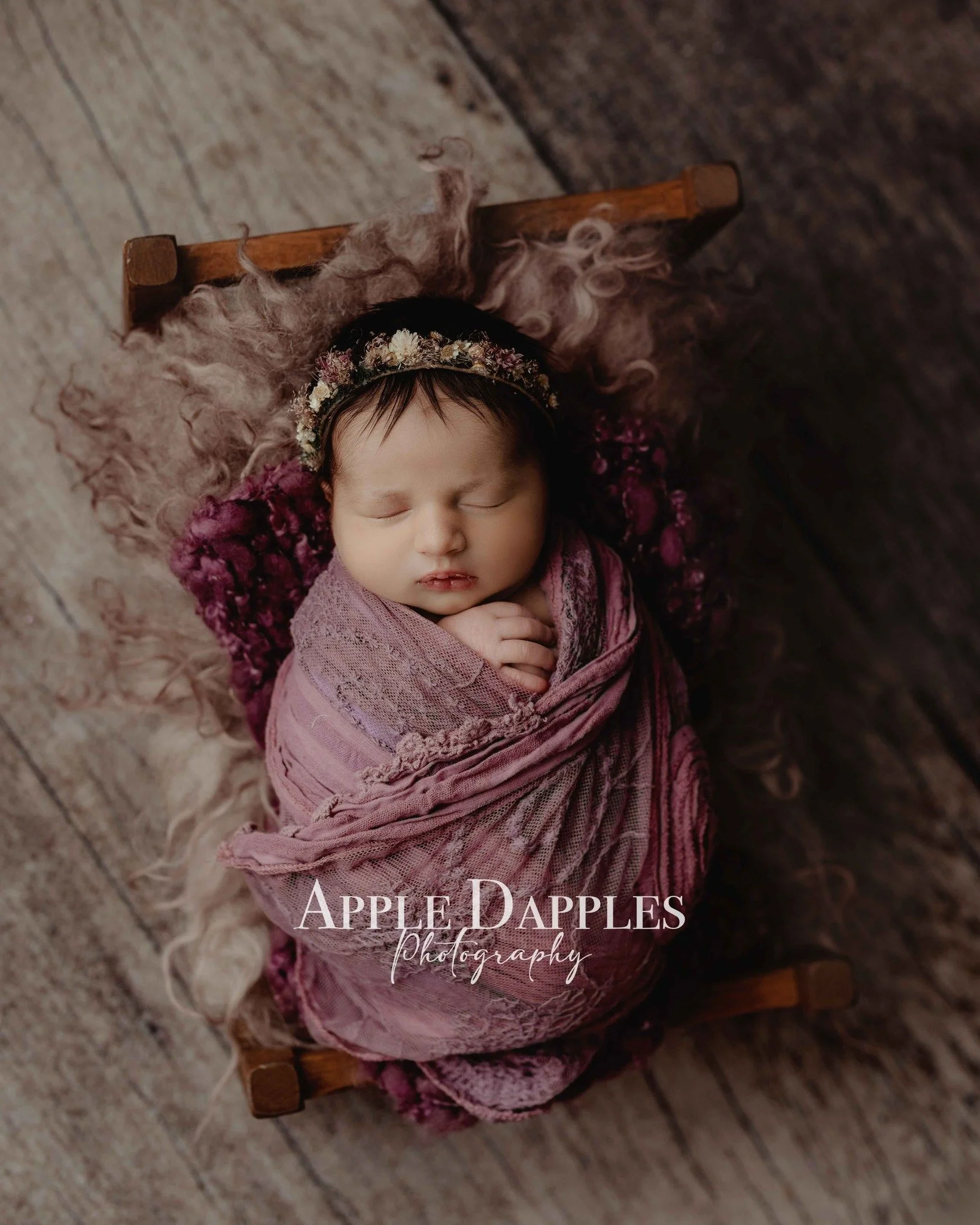 Sweet little baby blessings!!! These little ones are stealing hearts!!! 

<3 

www.appledapples.com