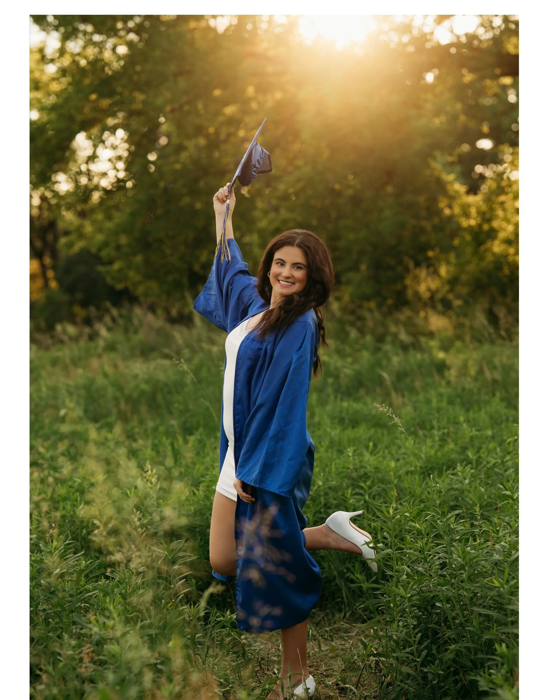And that&rsquo;s a wrap on Cap &amp; Gown Sessions! 🎓✨

One thing I&rsquo;ll never regret is including these with every booked senior session. There&rsquo;s something so special about taking a moment to celebrate everything you&rsquo;ve accomplished