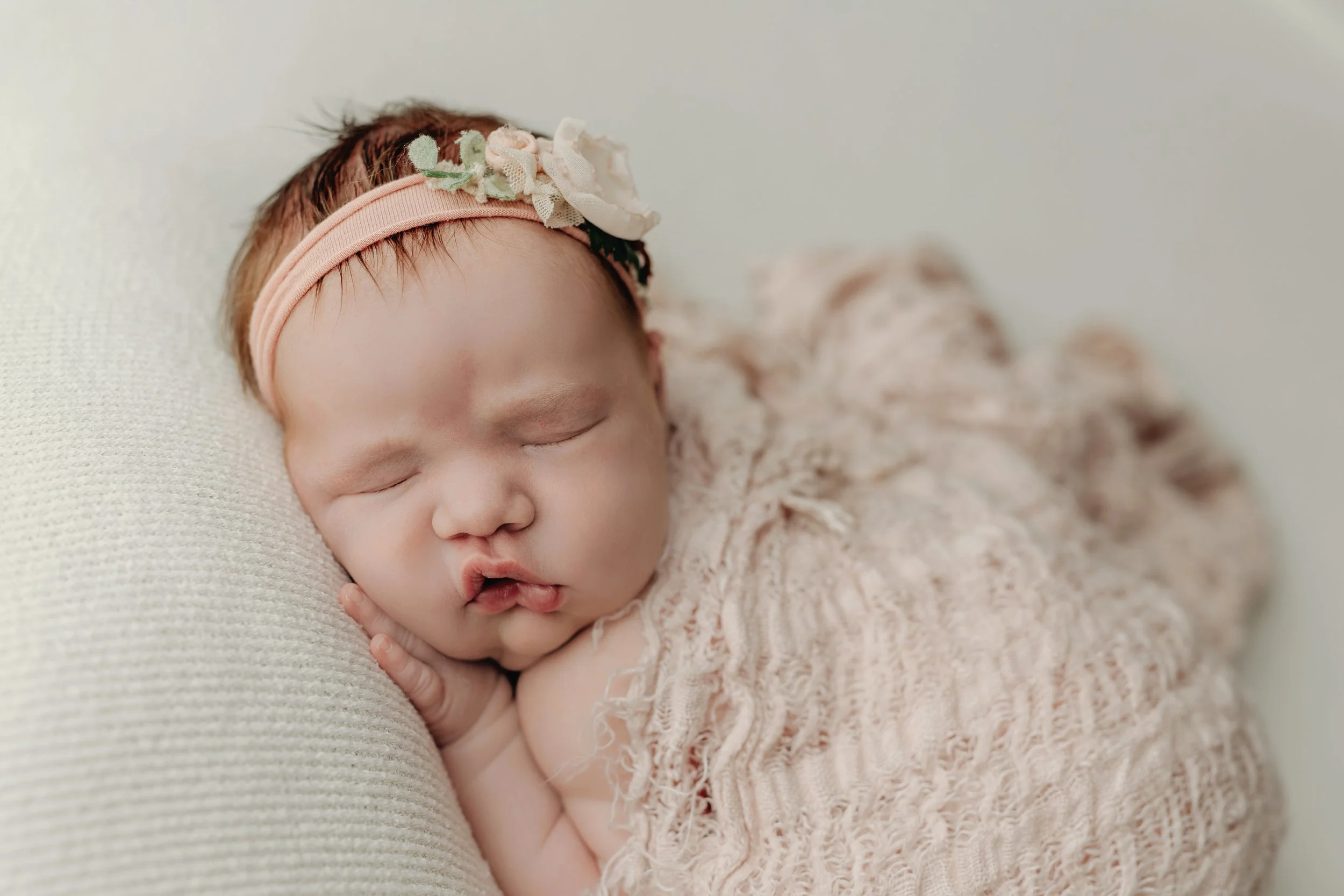 Newborn session Peach/Pink