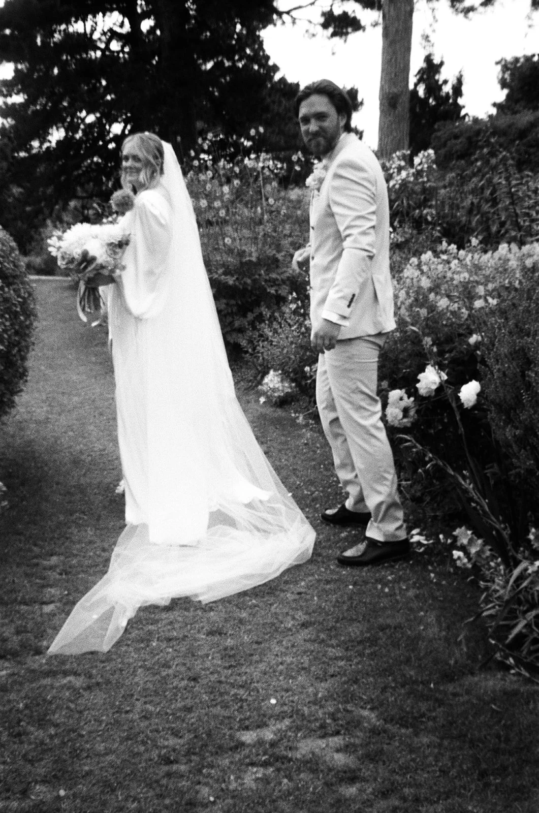 Flowers_UK_WeddingxStephanie-679.jpg
