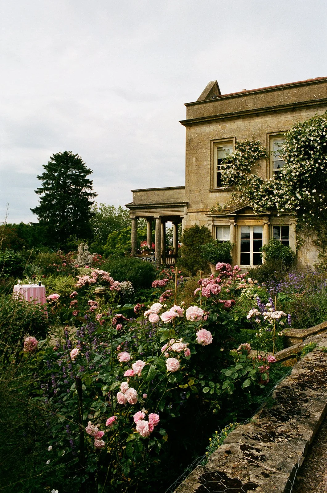 Flowers_UK_WeddingxStephanie-843.jpg