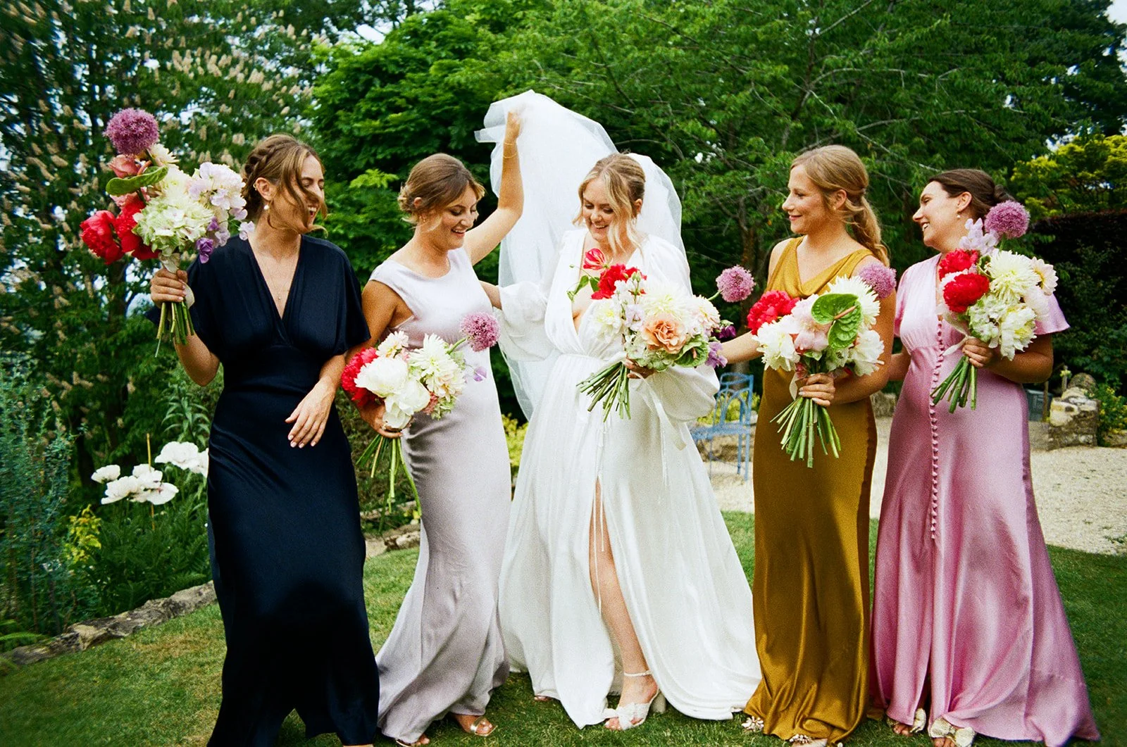 Flowers_UK_WeddingxStephanie-754.jpg