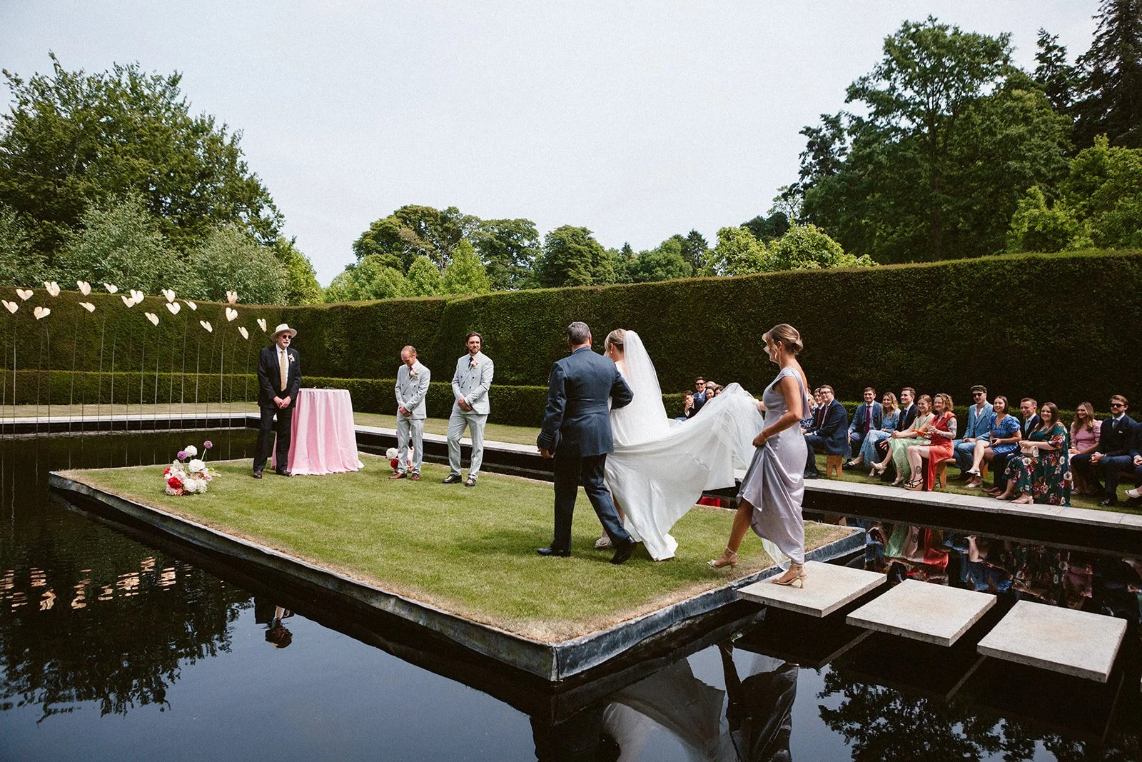 Flowers_UK_WeddingxStephanie-044.jpg