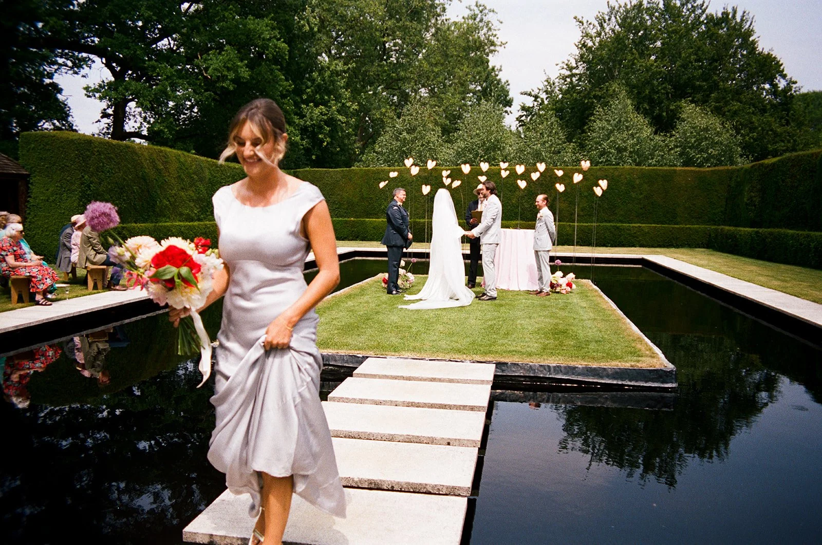 Flowers_UK_WeddingxStephanie-711.jpg