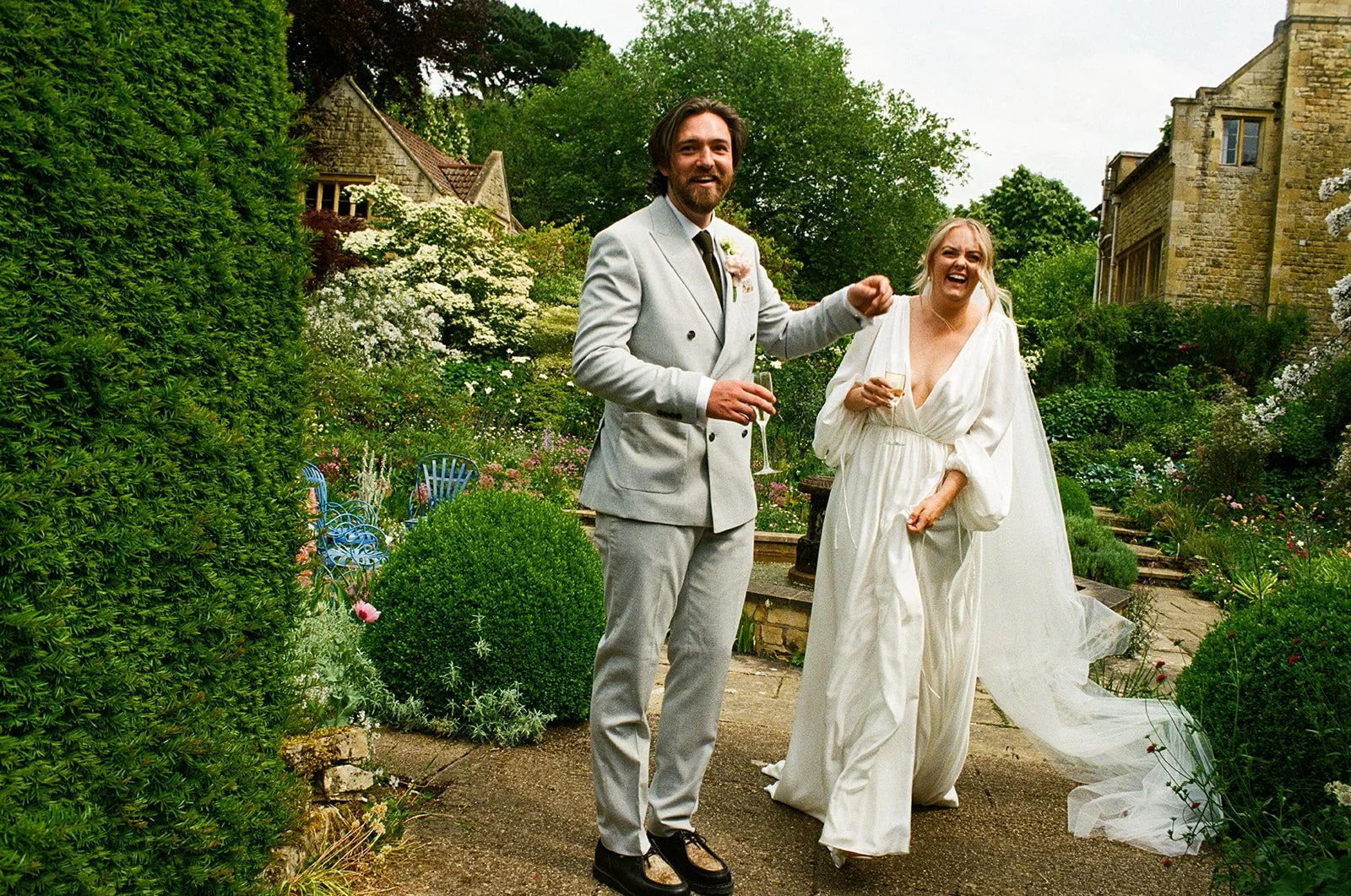 Flowers_UK_WeddingxStephanie-757.jpg
