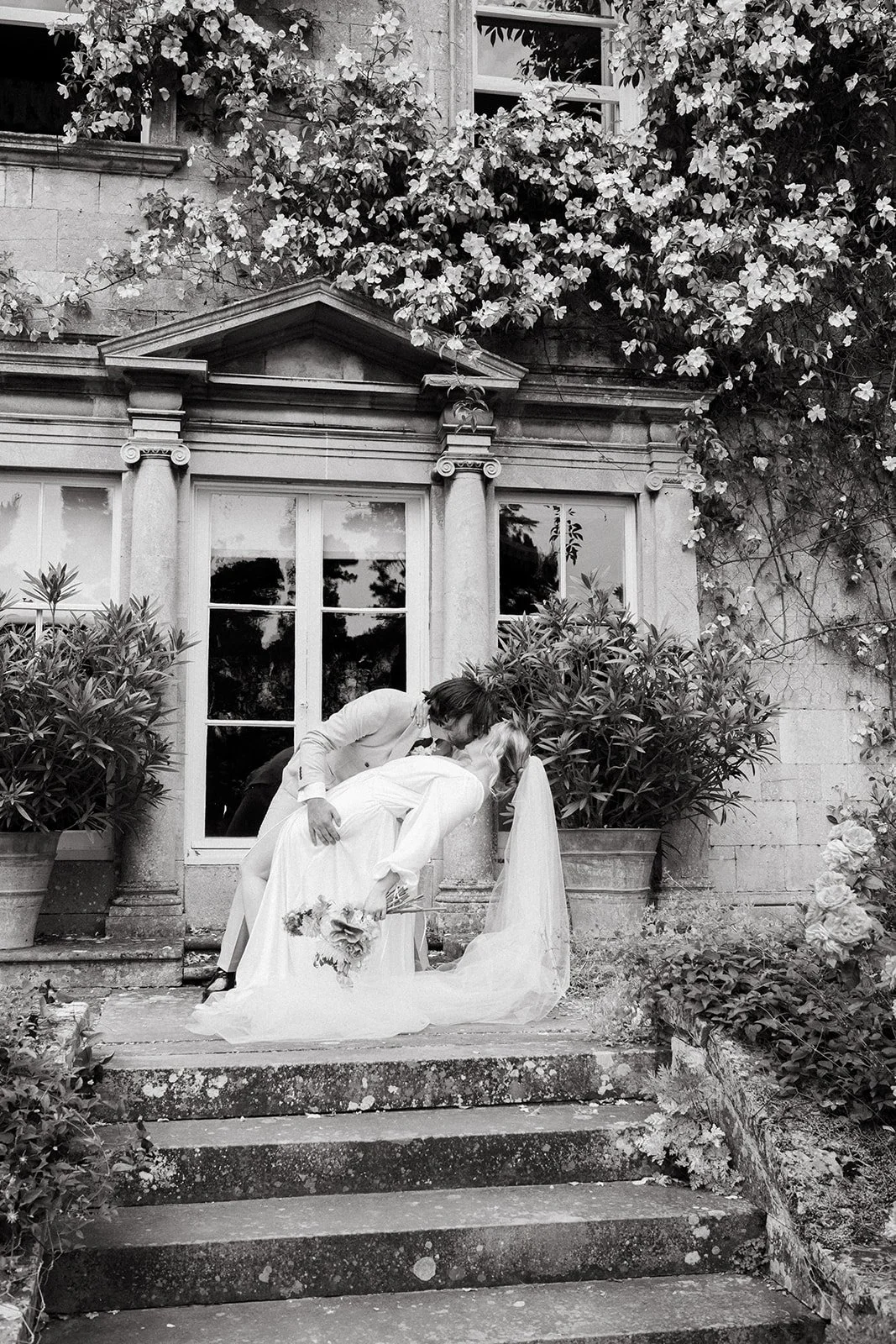 Flowers_UK_WeddingxStephanie-345.jpg