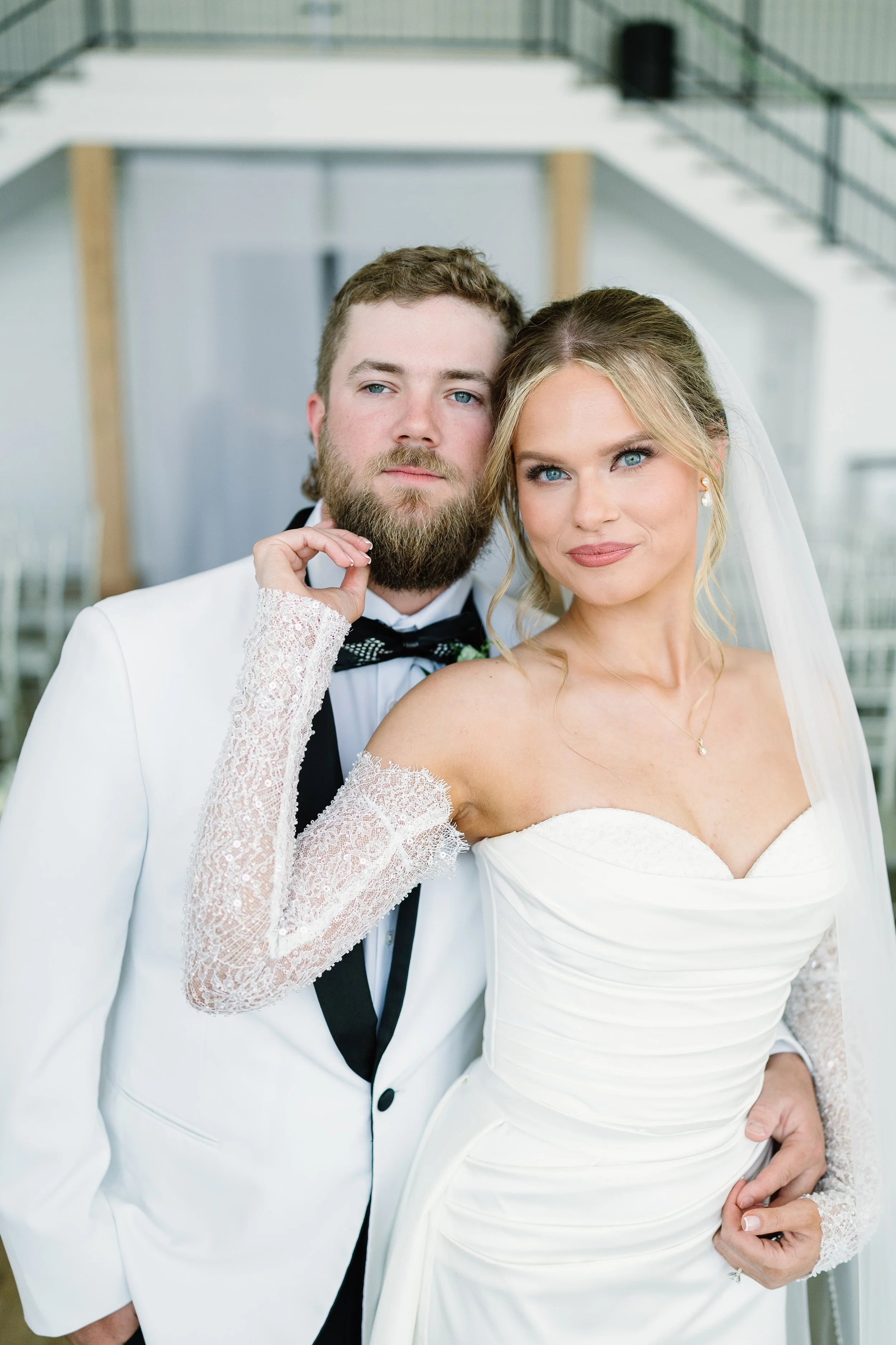 Editorial Wedding pictures. Louisiana photographer. True Color. Light and Airy