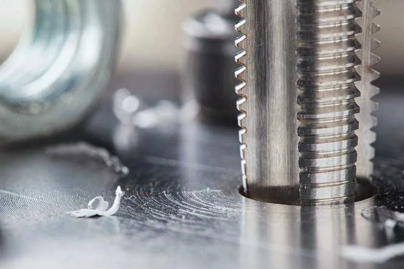 Characteristics of Thread Milling on VMC