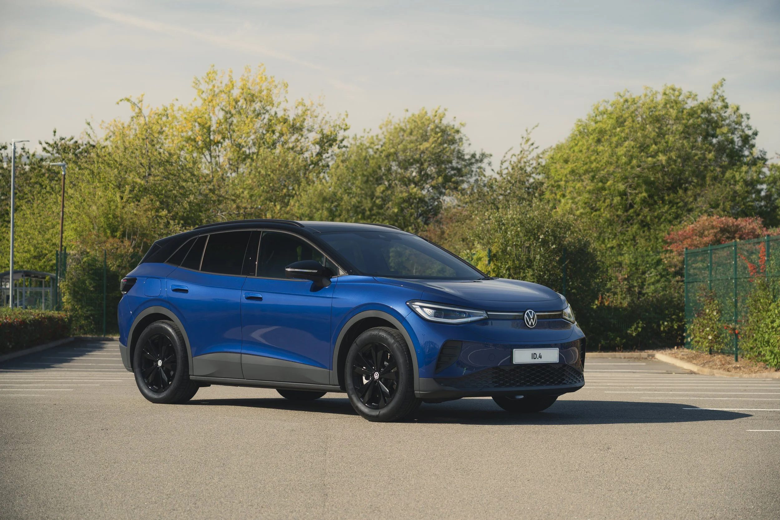 Volkswagen ID.4 and ID.5 gains Larger Batteries and More Power plus Other Updates