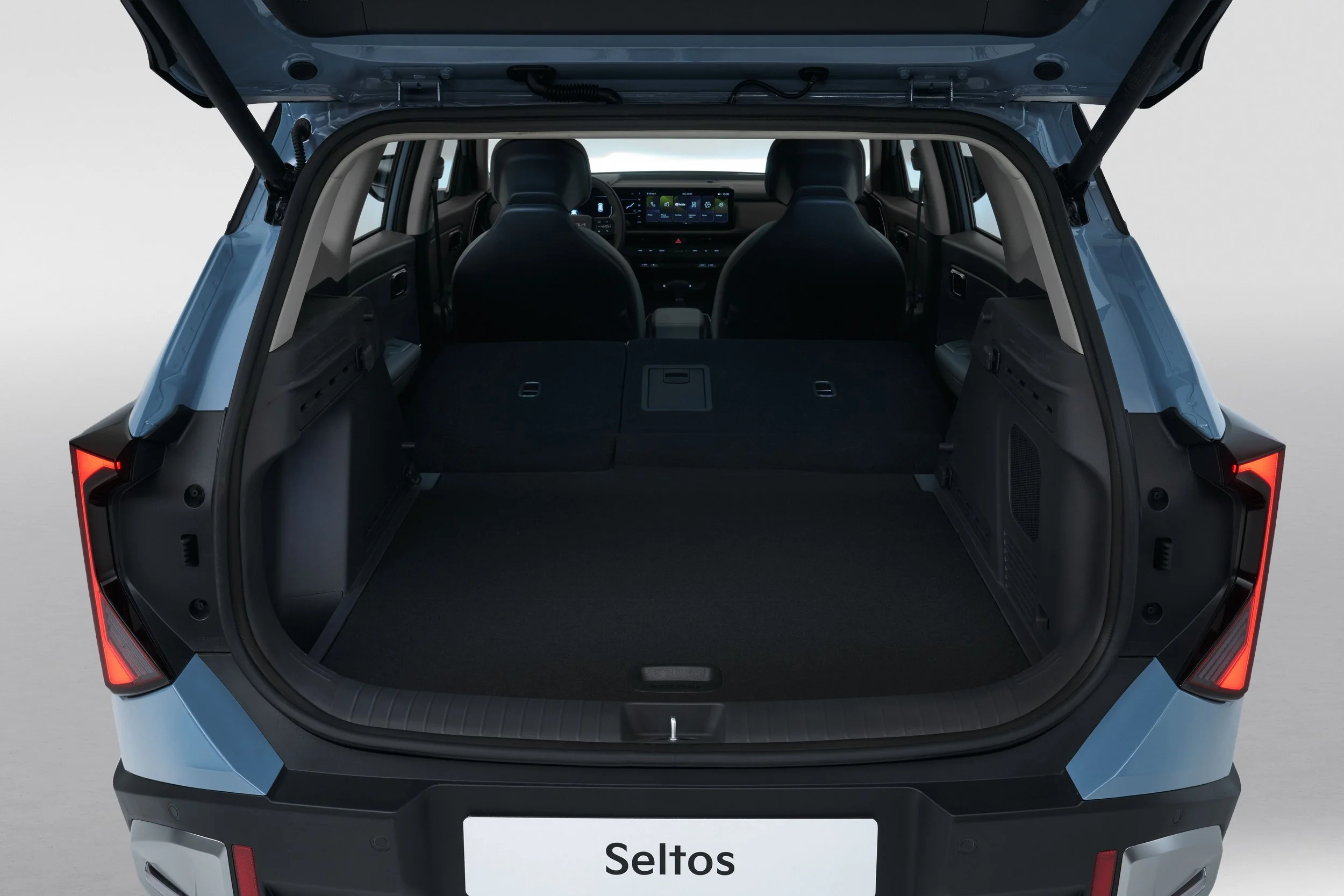 31234-all-new-kia-seltos-ice-baseline-eu-pale-grey-31.jpg