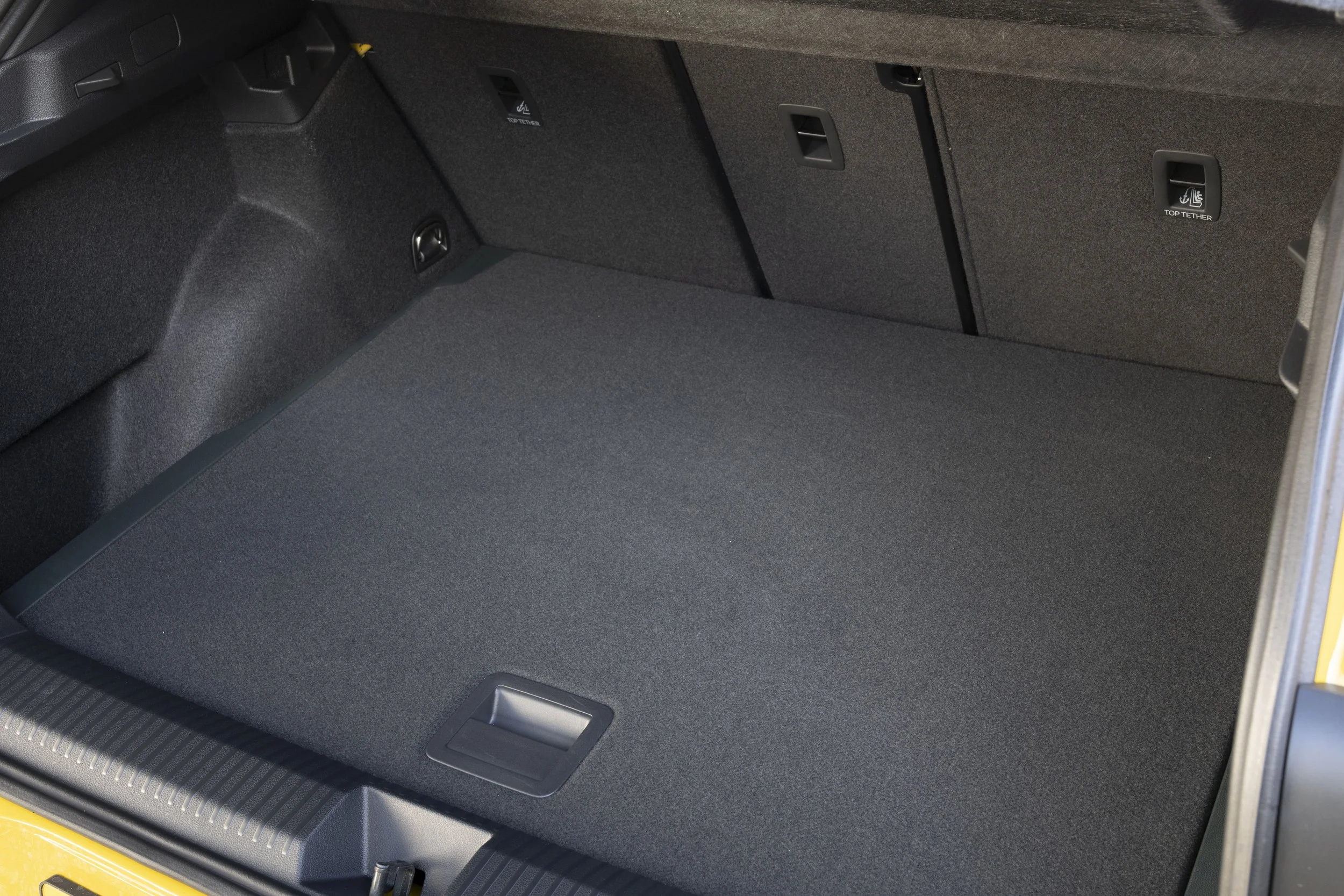 Original-41508-t-roc-r-line-035.jpg