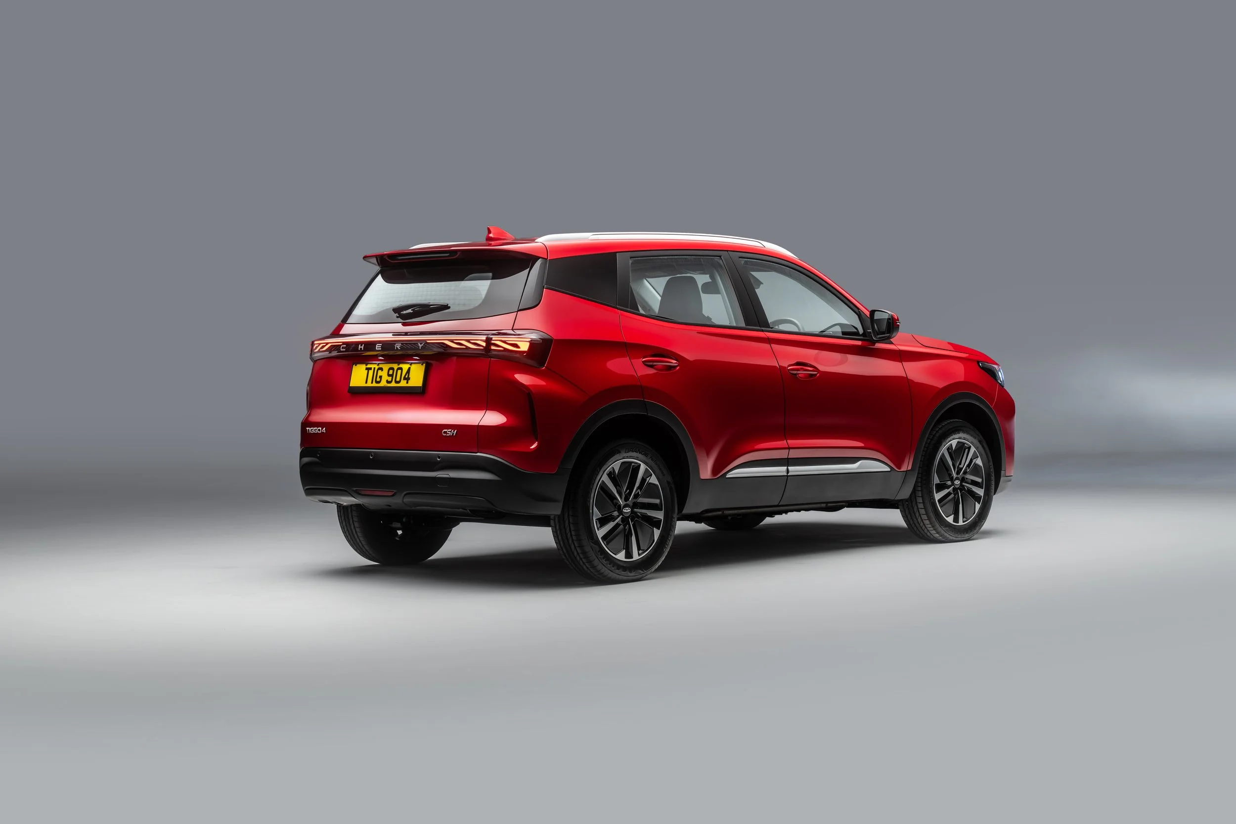 3. CHERY TIGGO 4 CSH rear 3_4.jpg