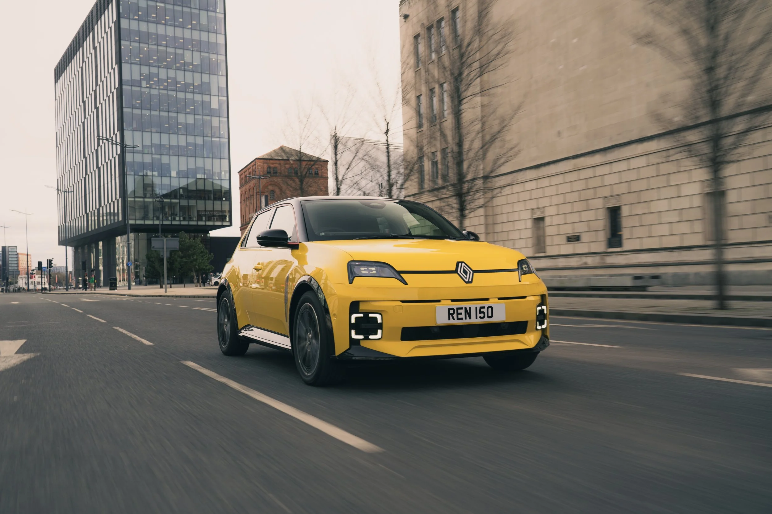 Renault Adds One Pedal Driving to the R5