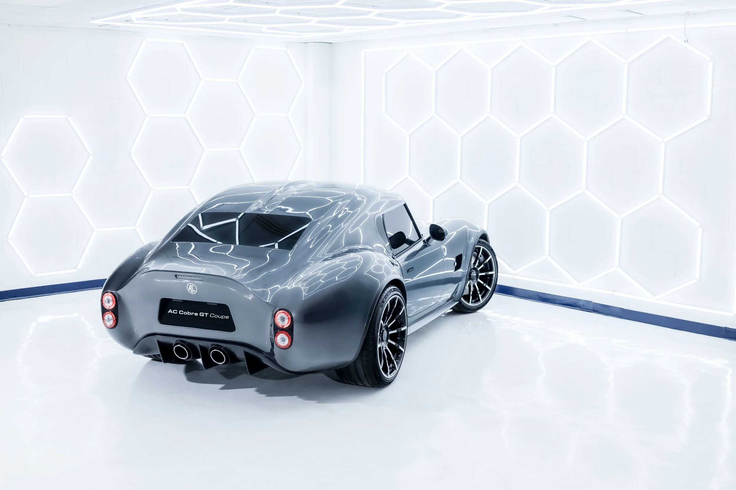 AC Cobra GT Coupe-15_ROTW.jpg
