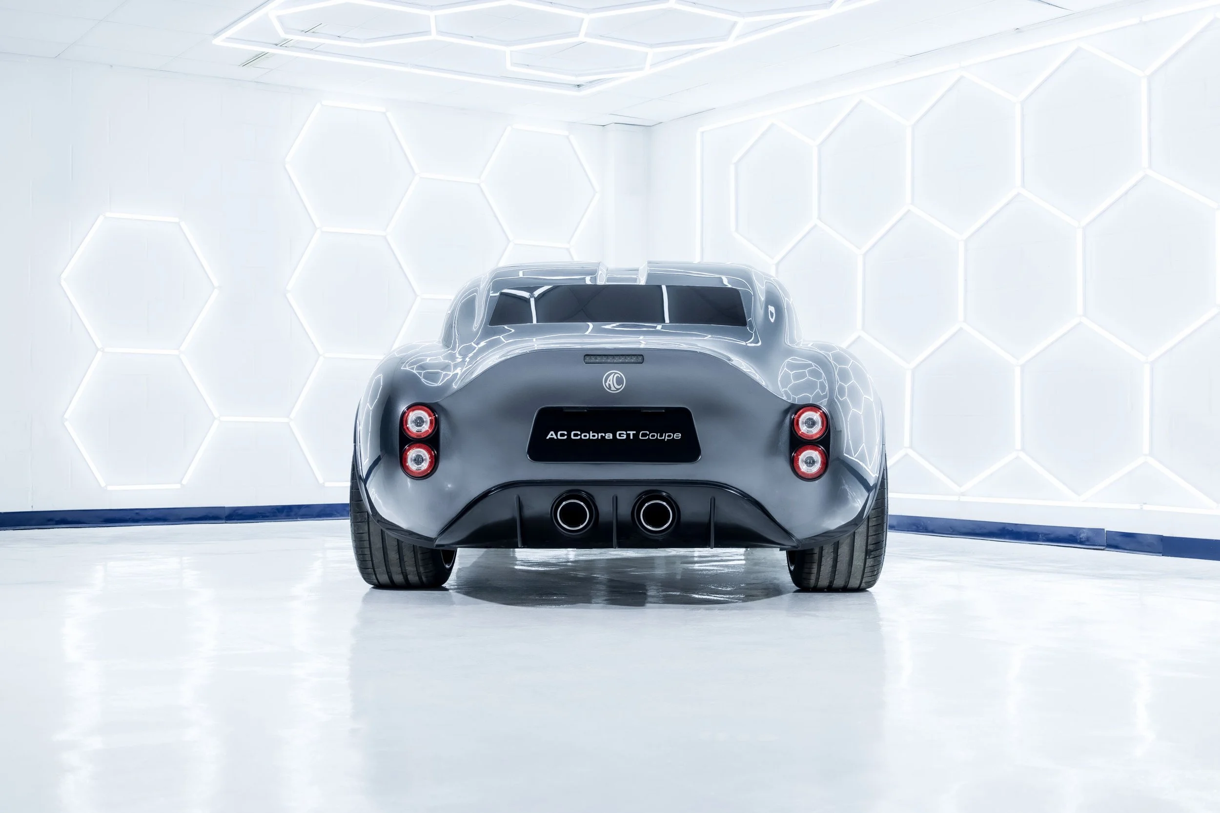 AC Cobra GT Coupe-12_ROTW.jpg