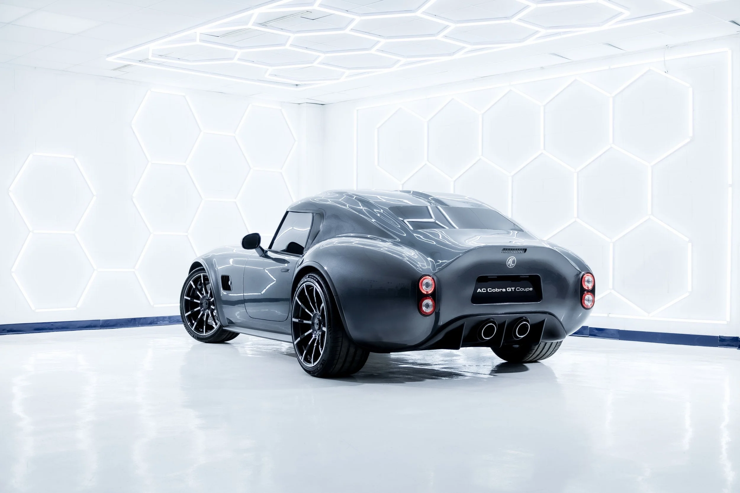 AC Cobra GT Coupe-9_ROTW.jpg