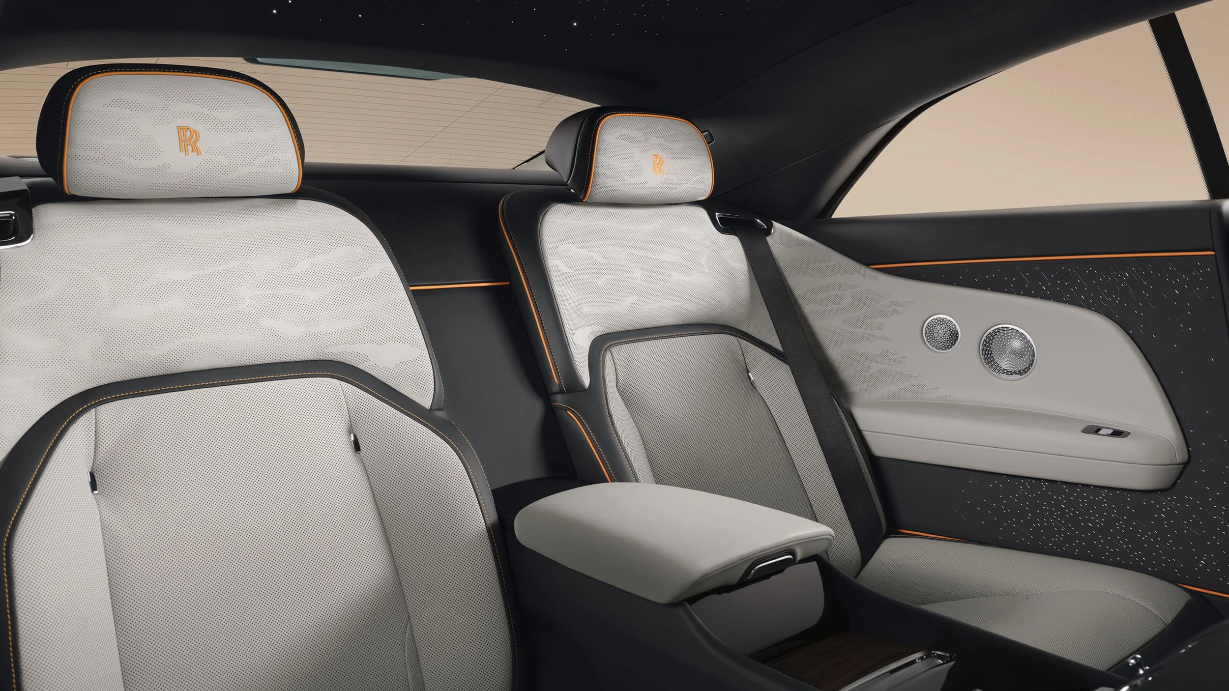 Rear Seats_v04_16x9_LR.jpg