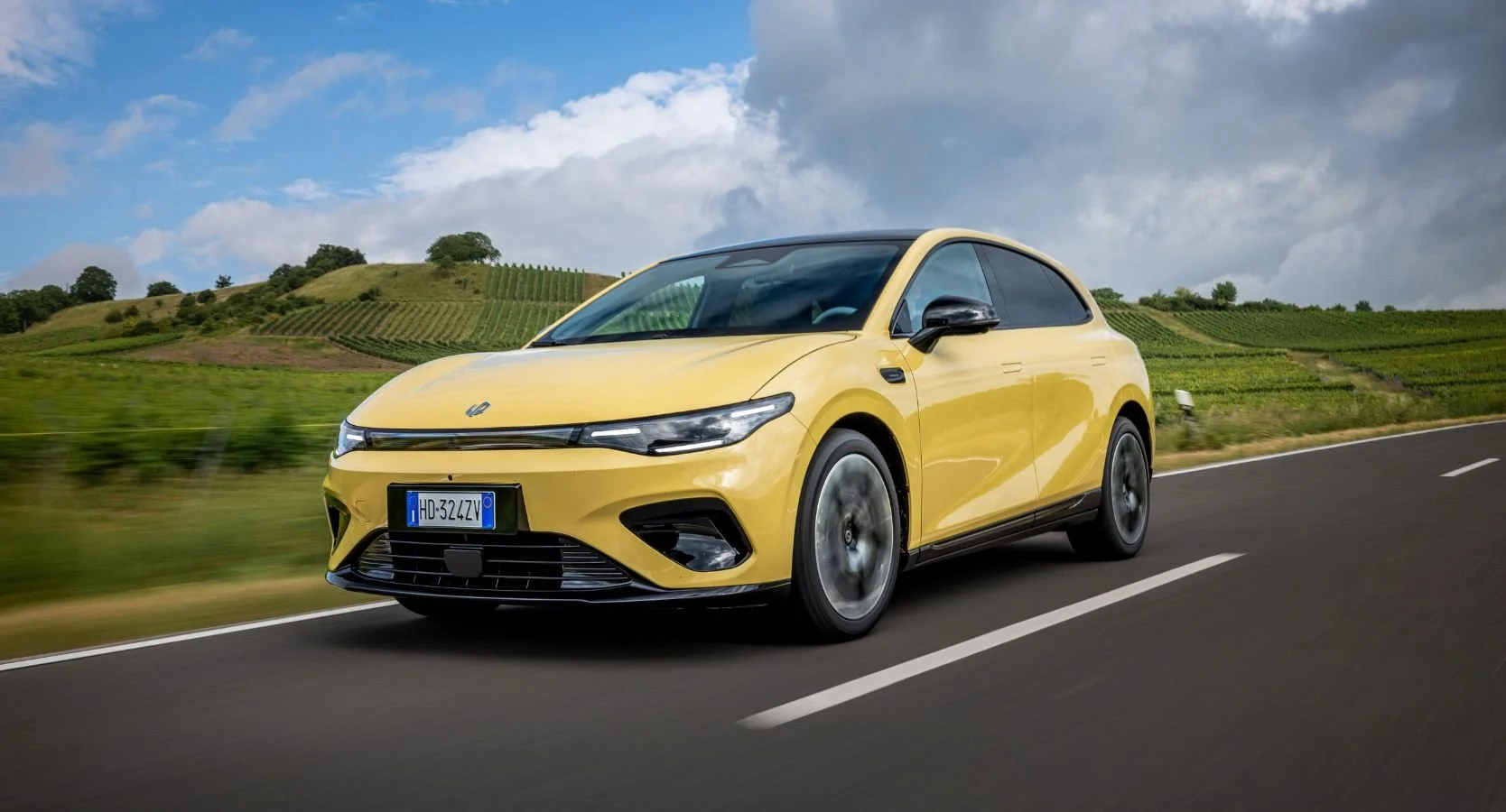 b05yellow_nl1668x900-6a2958fbf2c3d.jpg
