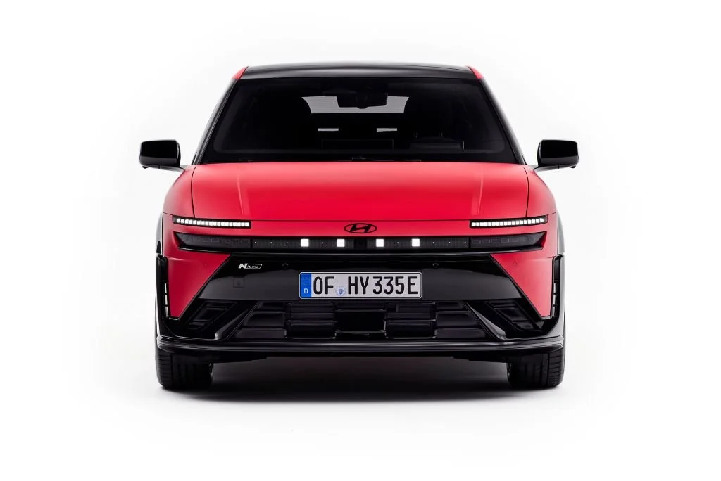 hyundai-ioniq-3-unveil-0426-exterior-08_wid_1024_bfc_off.jpg
