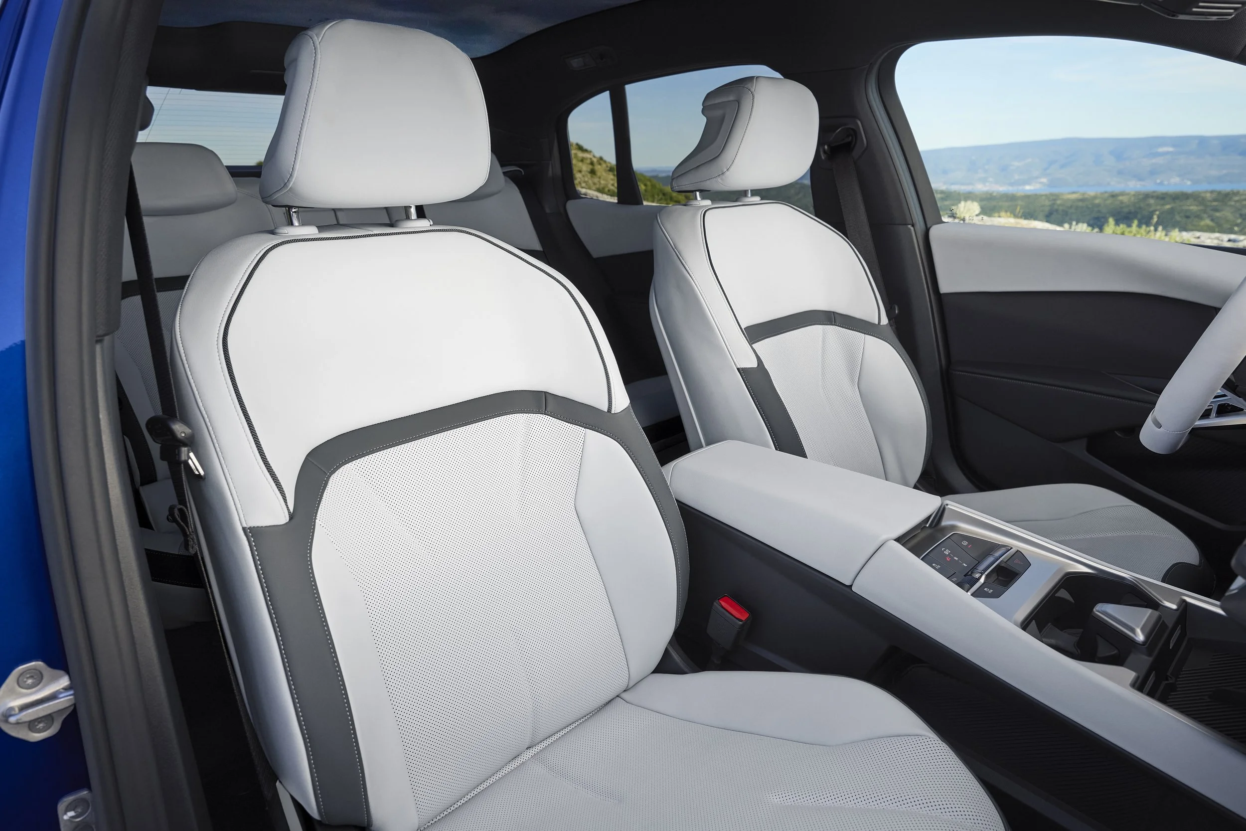 P90657758_highRes_the-new-bmw-i3-50-xd.jpg