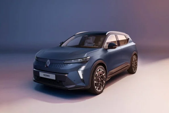 Nearly 400 miles of range from the refreshed Renault Scenic