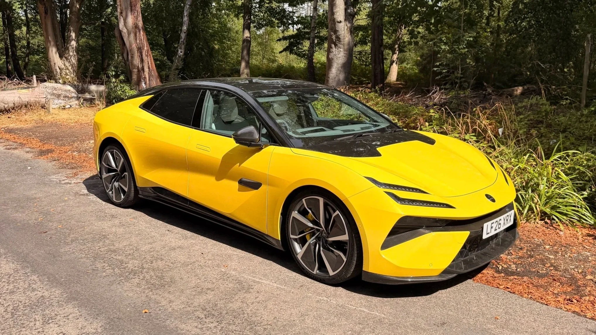 2026 Lotus Emeya 900 Review : a HUGE surprise