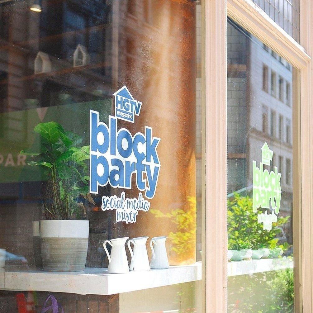 Vinyl%25252BSigns%25252Bdecals%25252Bon%25252BWindow%25252B009.jpg