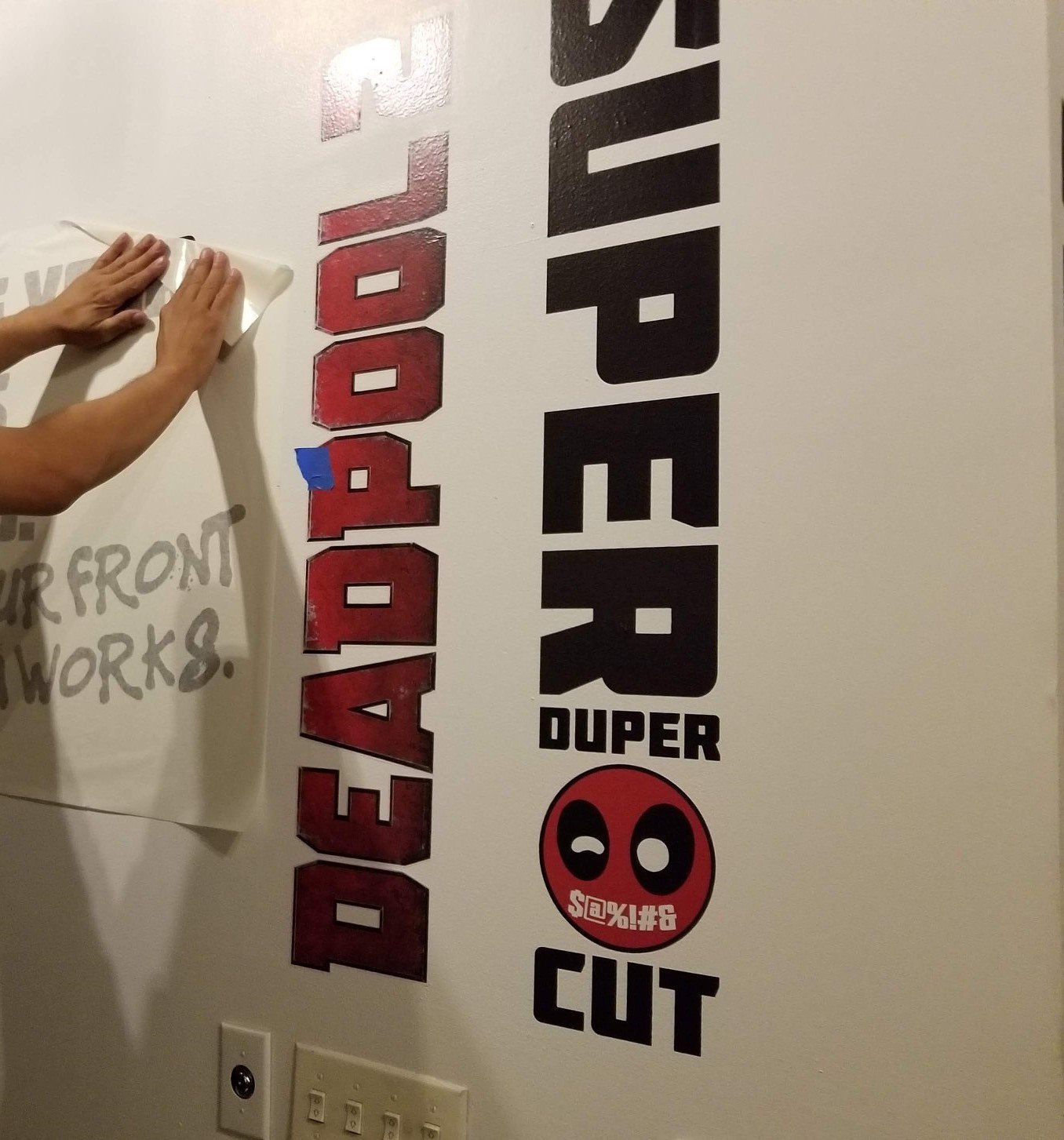 Vinyl lettering on Wall 014.jpg