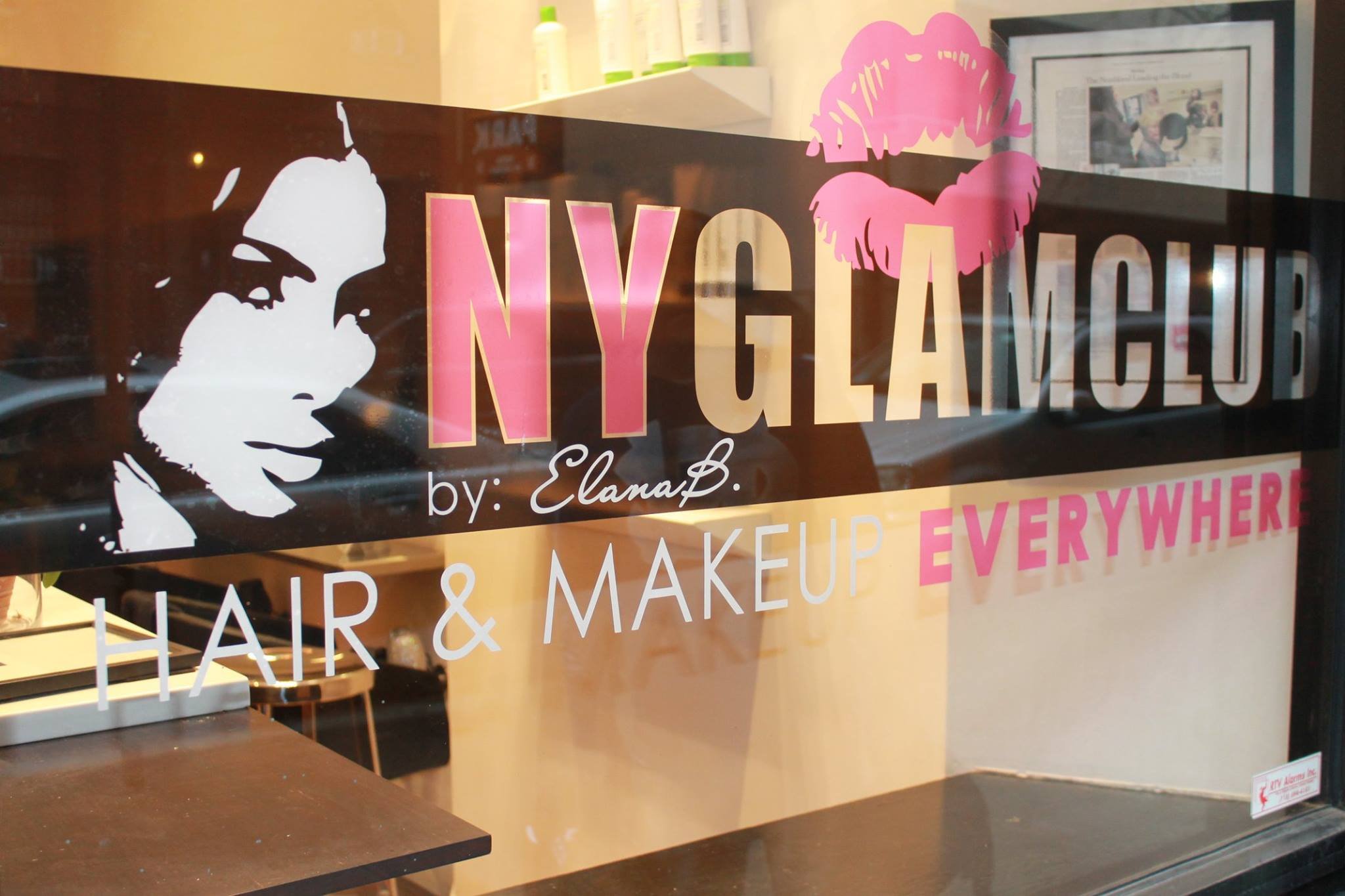Vinyl signs decals on Window 034.jpg