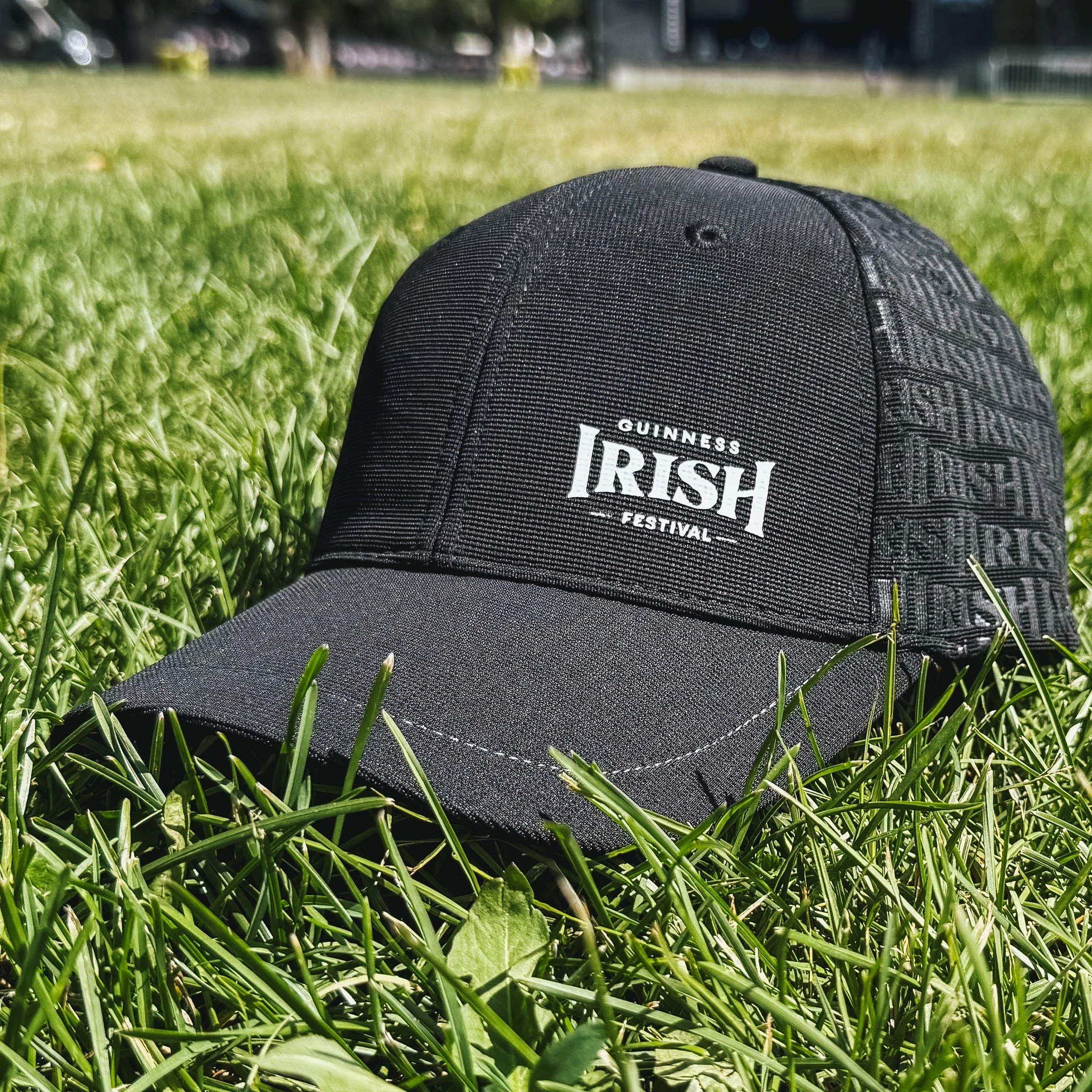 🍀 Le shop du Guinness Irish Festival vous attend 🍀

Envie de ramener un souvenir ou de compl&eacute;ter votre look ? Passez faire un tour chez S&eacute;bastien et son &eacute;quipe au shop officiel du festival.

Vous y trouverez : des t-shirts, des