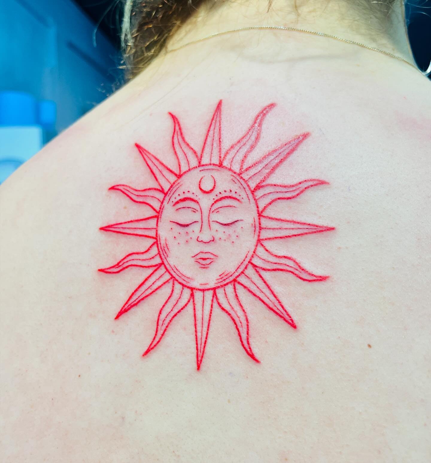 ❋ Sun for @laviniabowe &bull; thanks for your trust always dear ❋ 

Bookings open for the first two weeks of December &amp; then open from early February again 🖤 

#kiitsuneink #obsidianartsgalway #tattoos #galwayartists #BLXCKINK #linework #tattooa