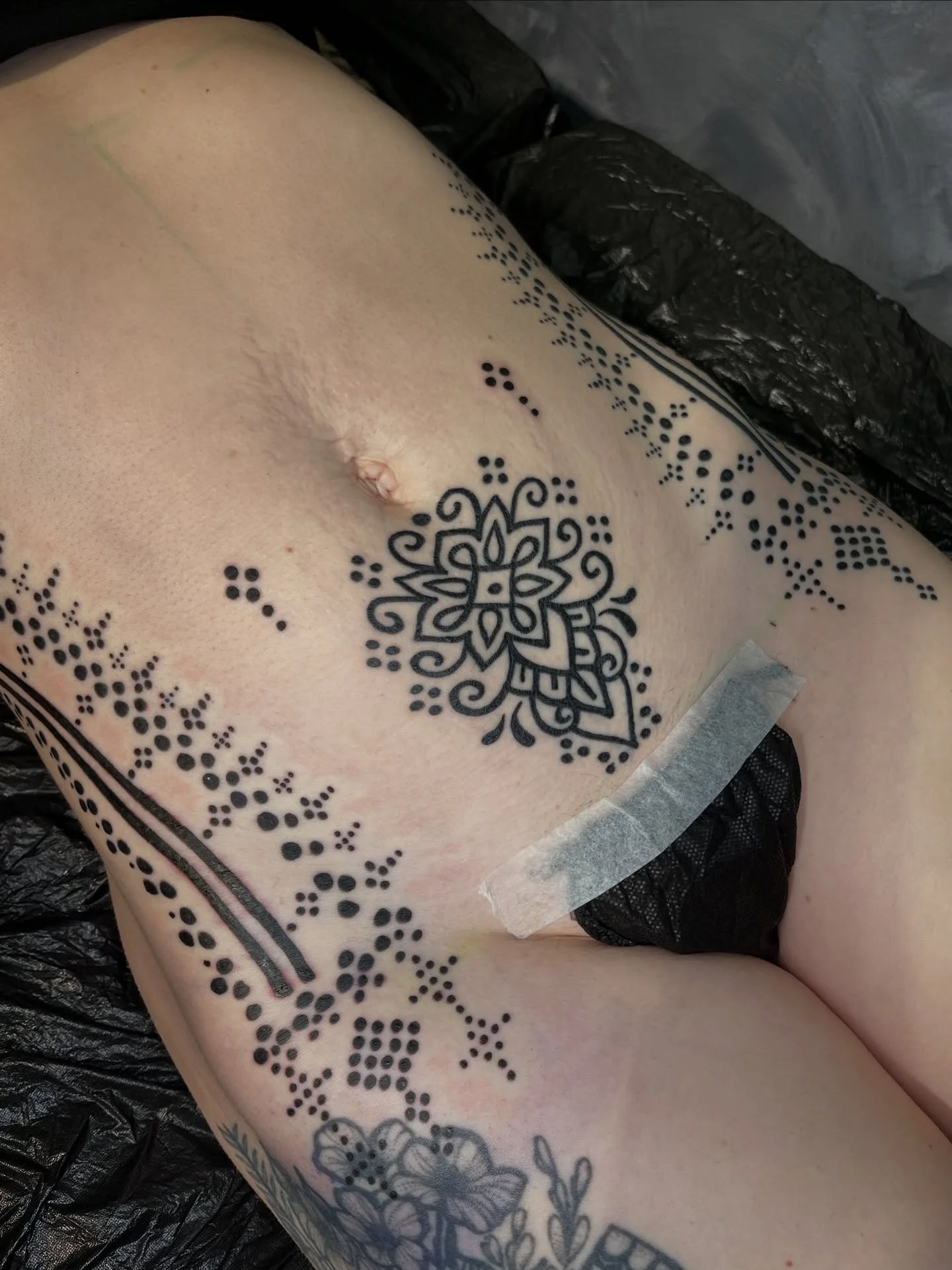 Super special design for an even more special being, thank you so much for your trust with this one &amp; always, it was a really fun challenge 🤍 more like these please! 🌞🌹