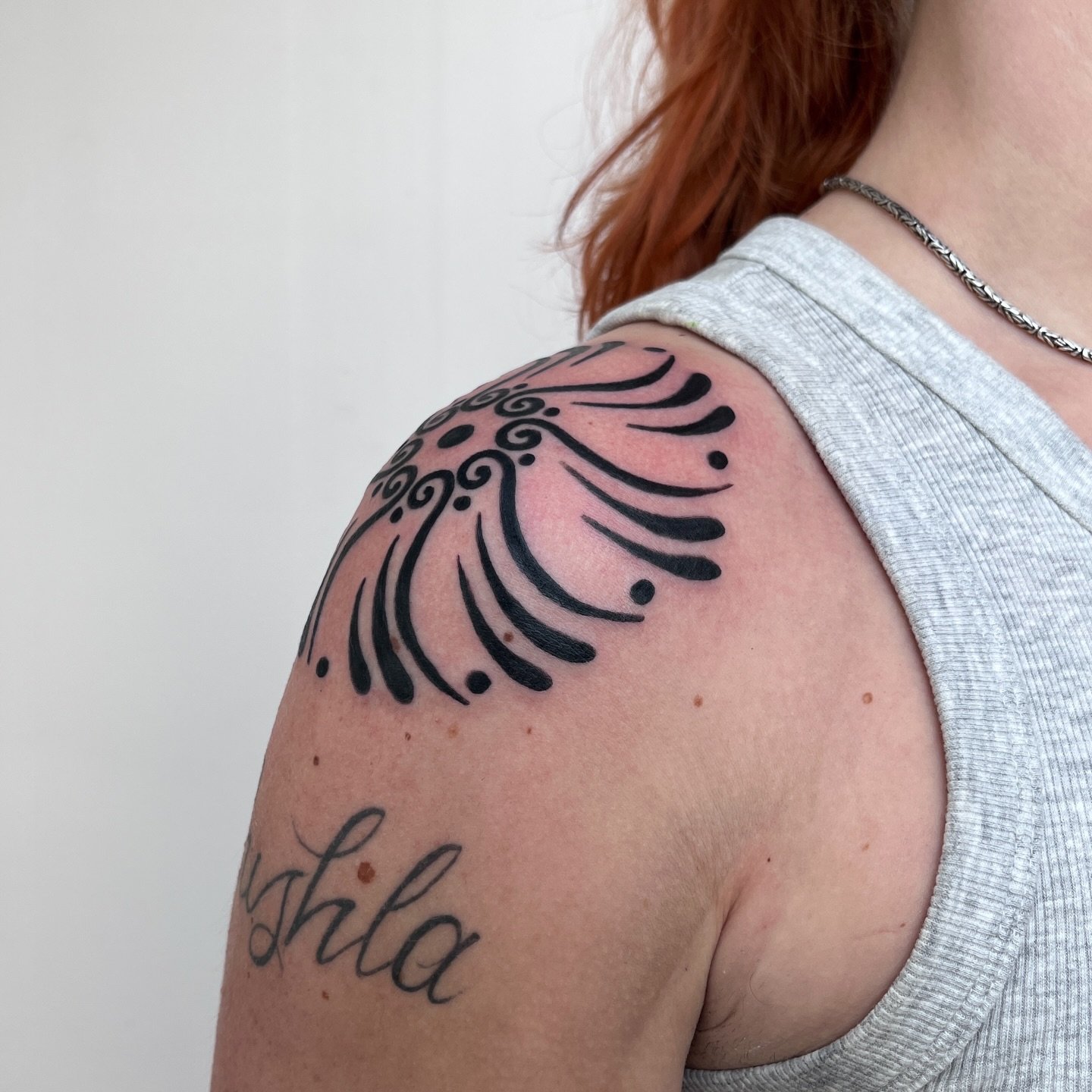 shoulder magic for the loveliest Layla 🌞&hearts;️